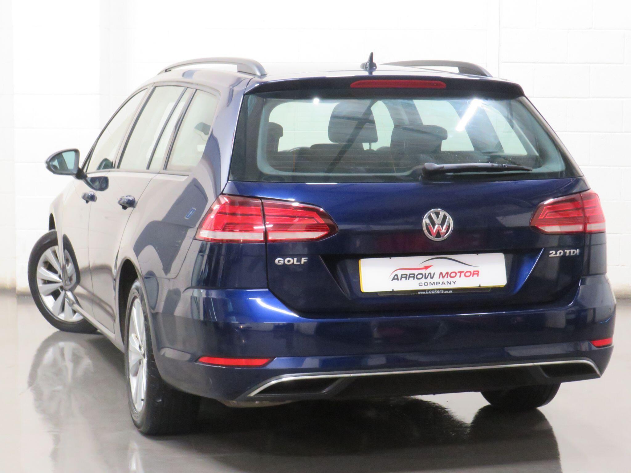 Volkswagen Golf - Image 5
