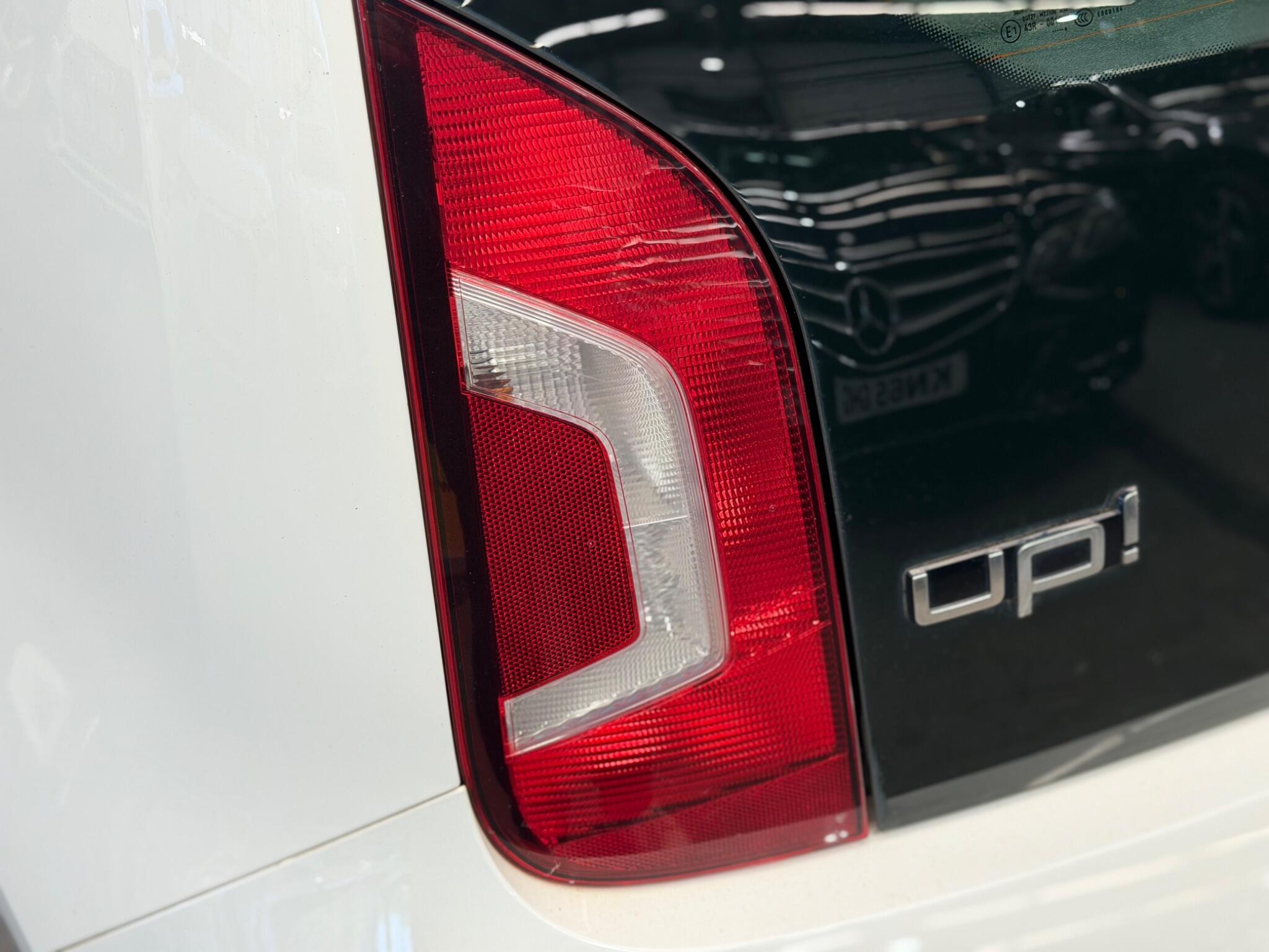 Volkswagen up! - Image 9