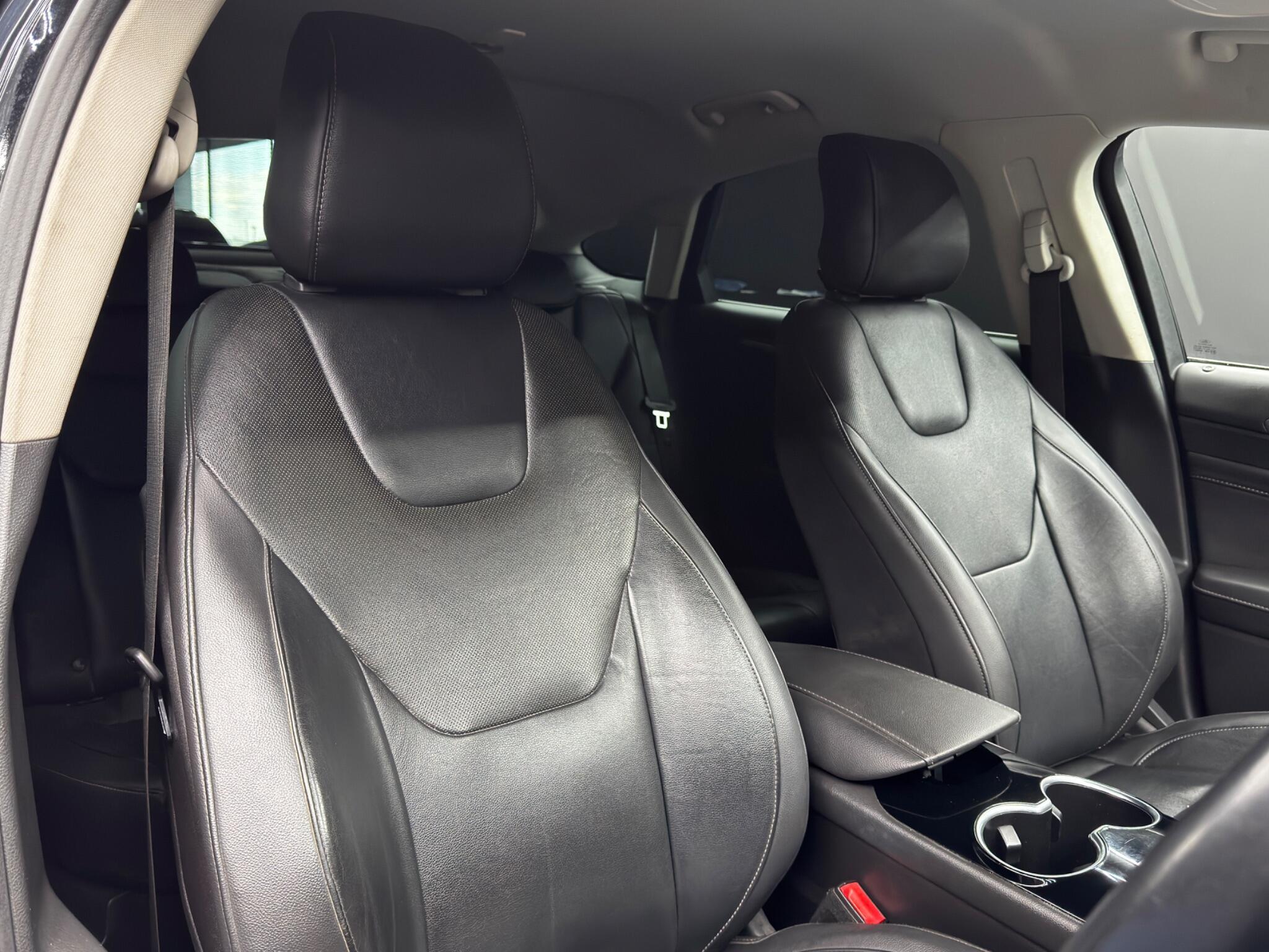 Ford Mondeo - Image 12