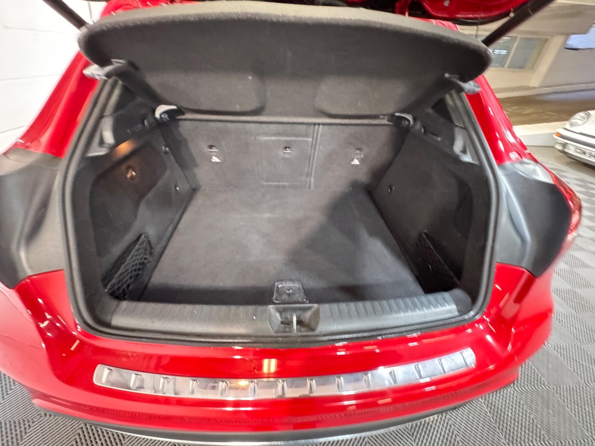 Mercedes GLA - Image 16