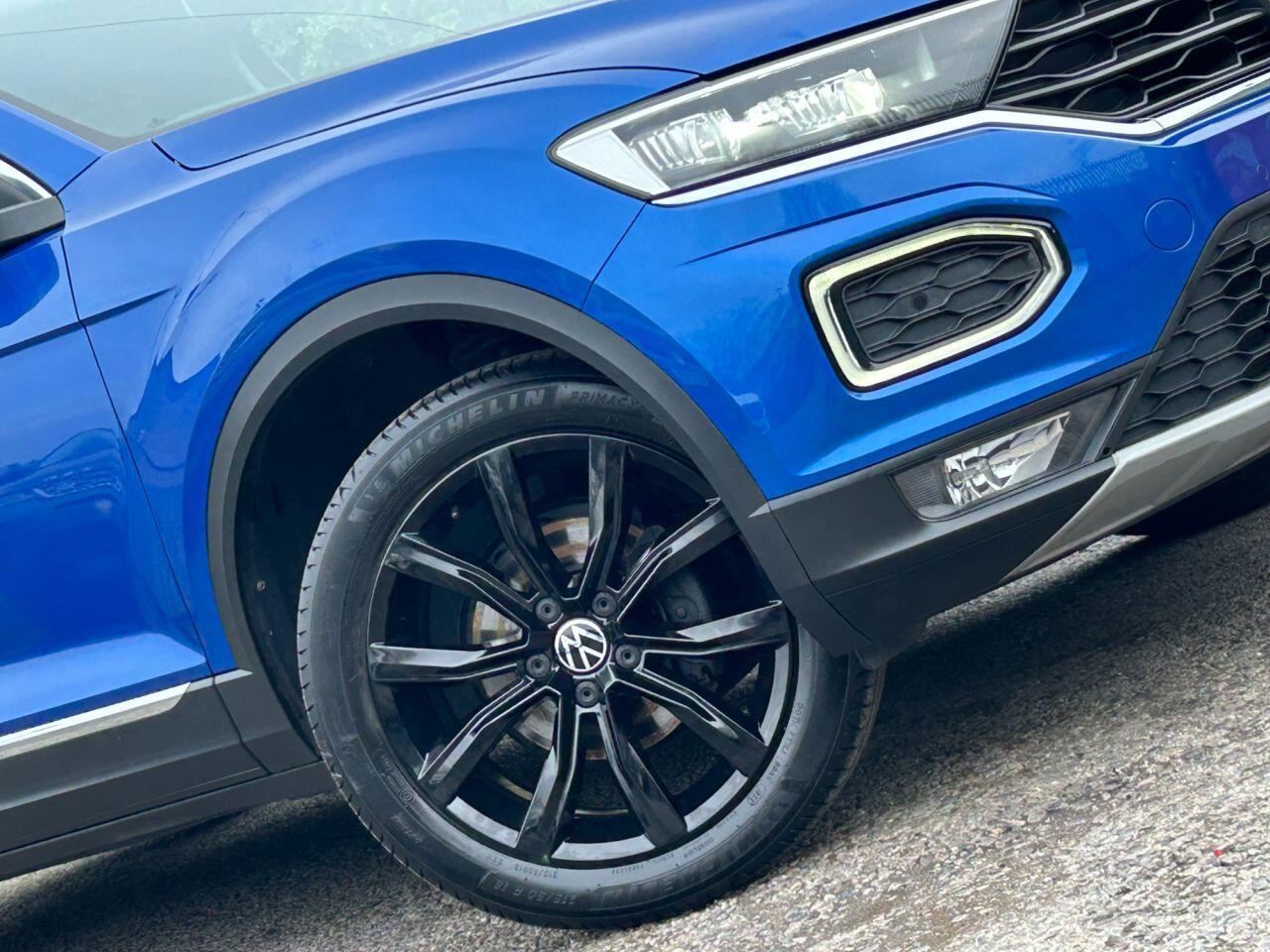 Volkswagen T-Roc - Image 25