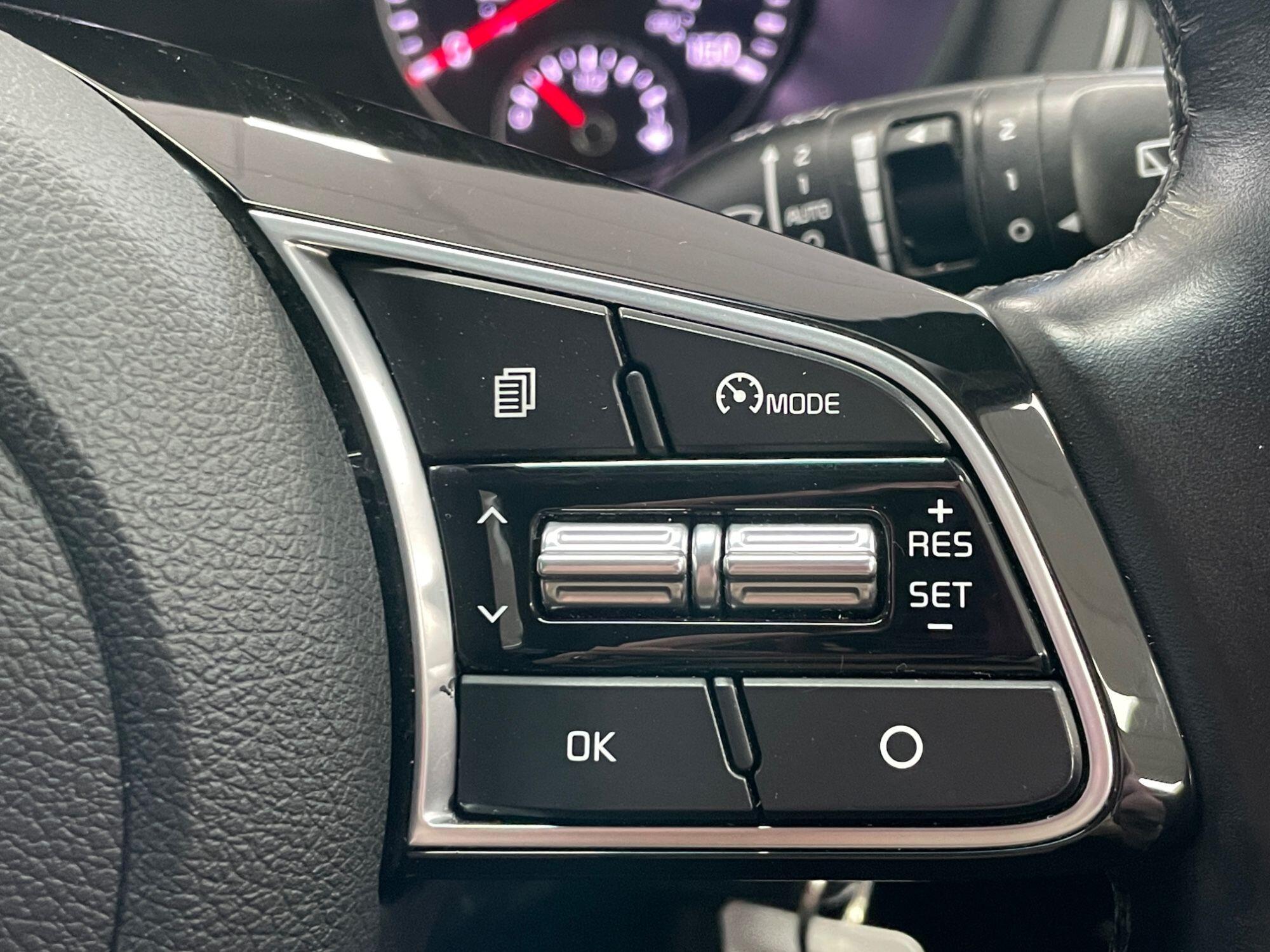 Kia Optima - Image 35