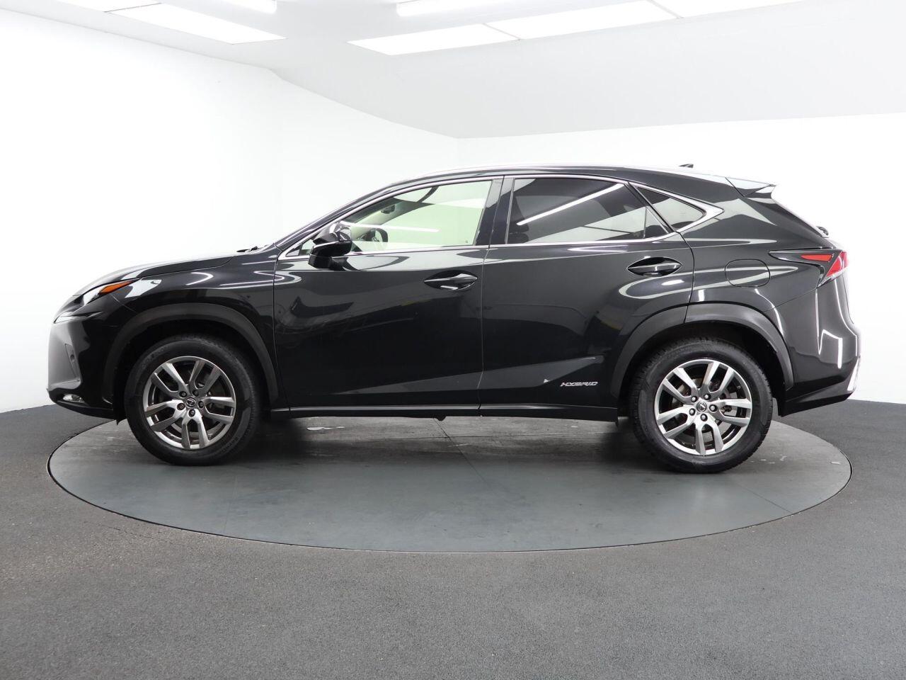 Lexus NX - Image 8