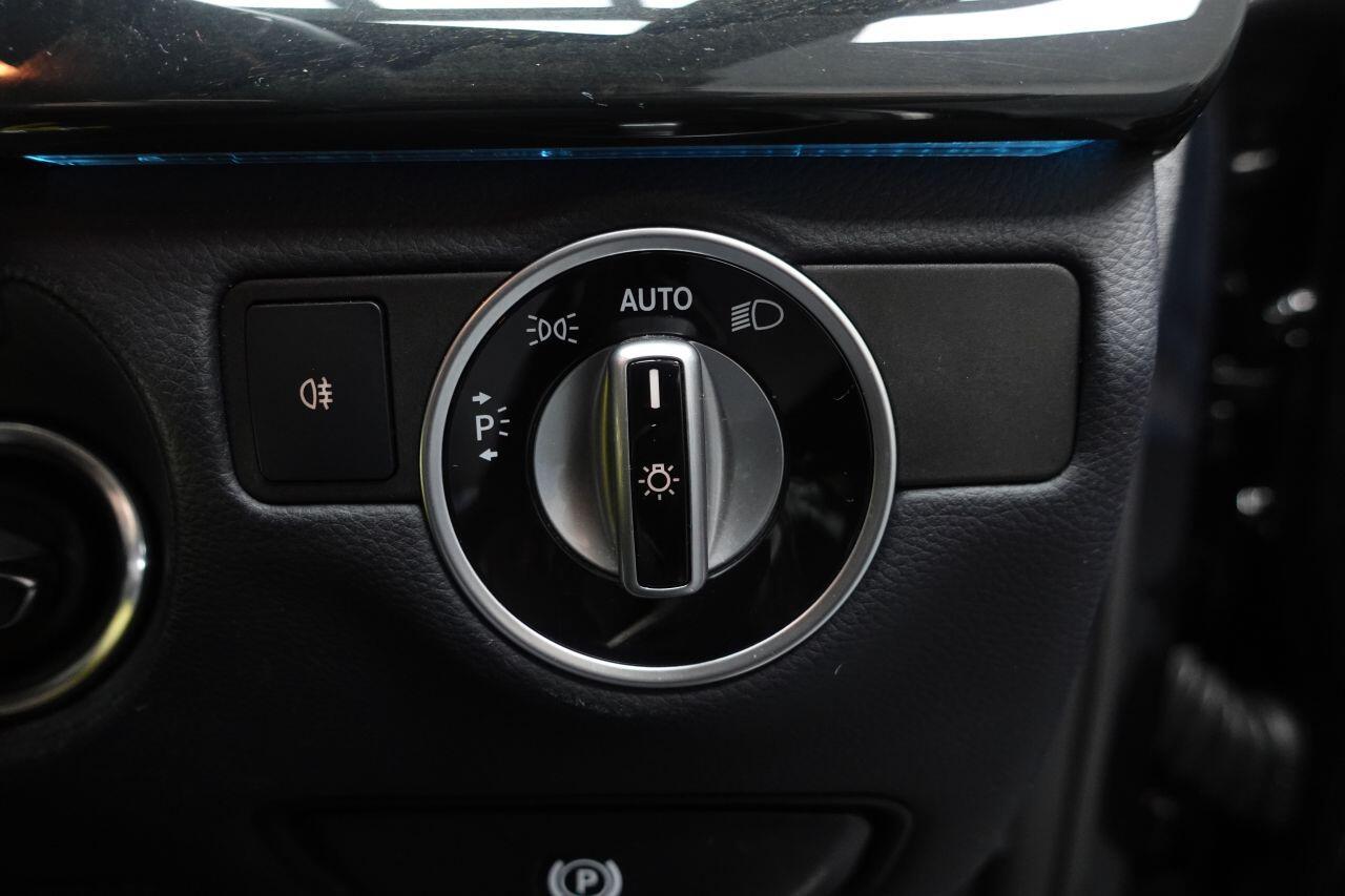 Mercedes CLS Class - Image 50