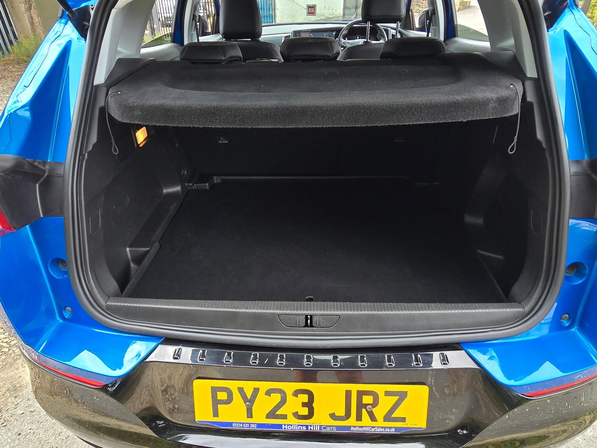 Vauxhall Grandland - Image 8