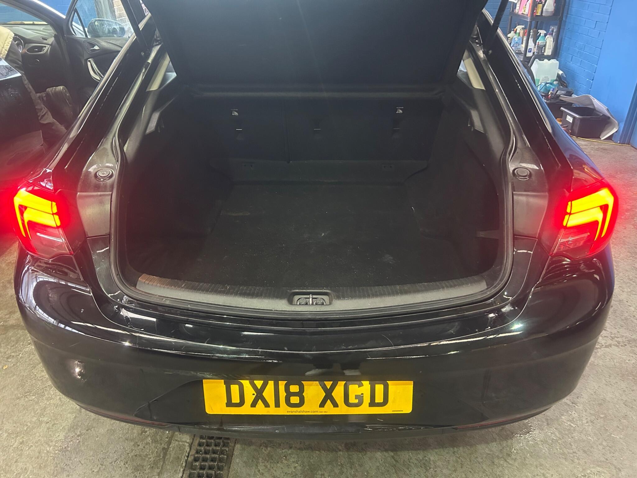 Vauxhall Insignia - Image 26