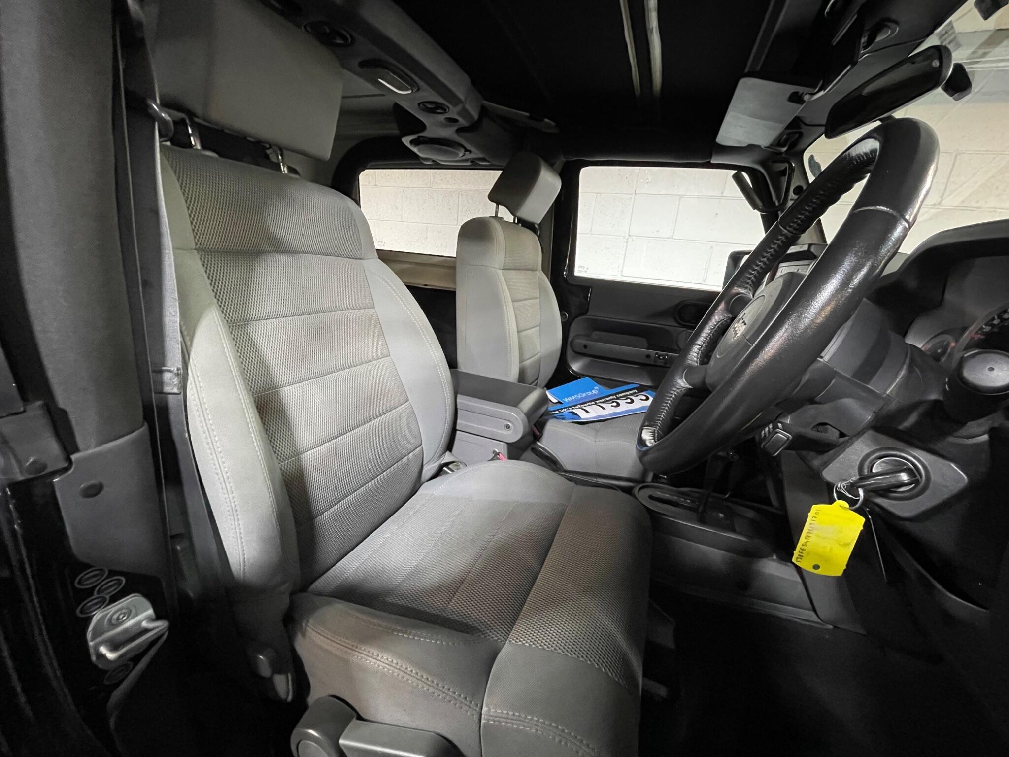 Jeep Wrangler - Image 7