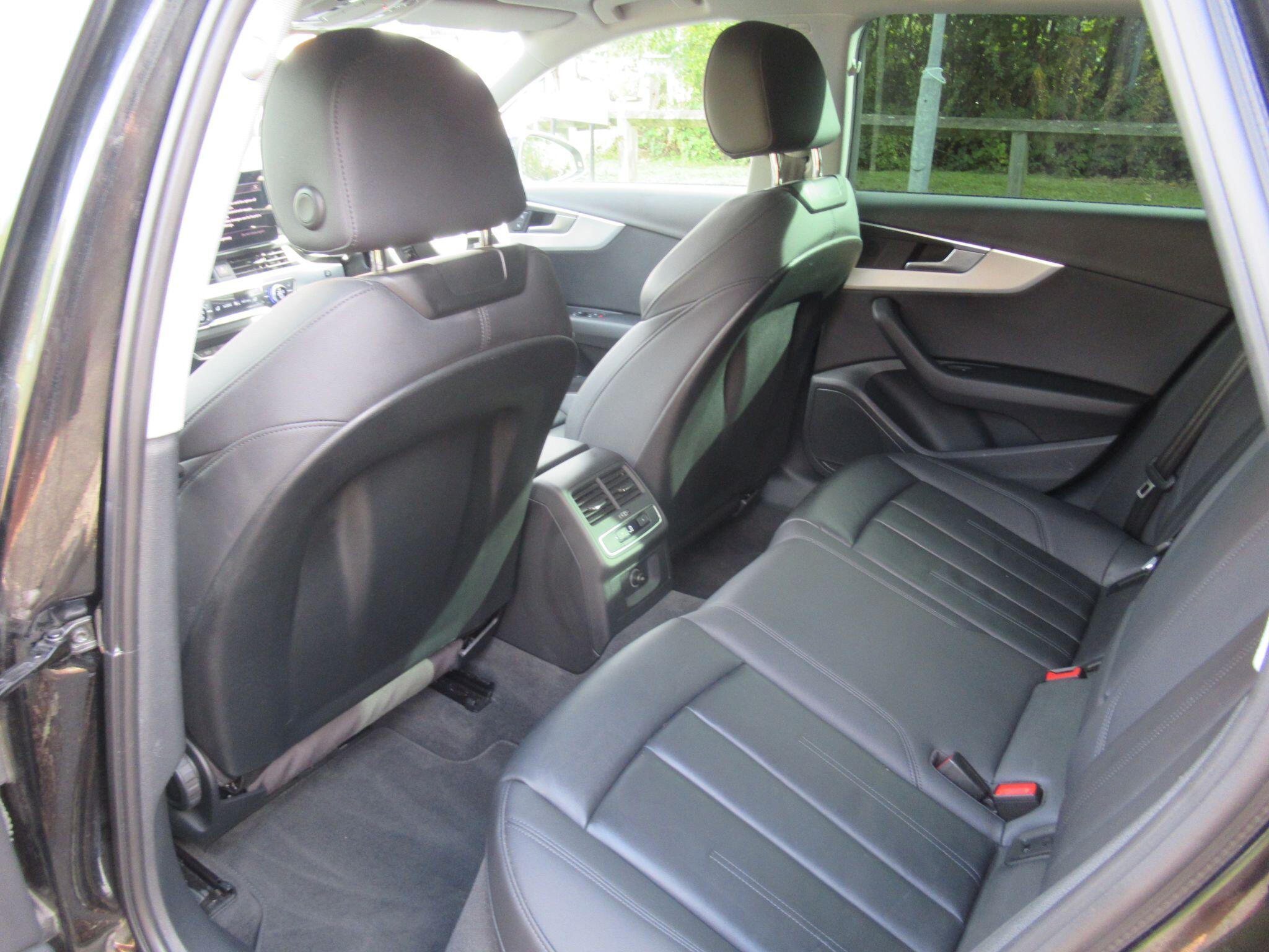 Audi A4 Avant - Image 13