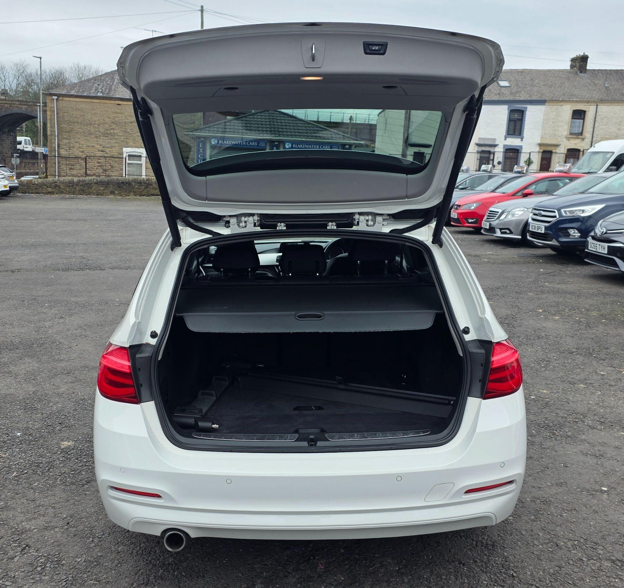 BMW 3 Series - Image 22