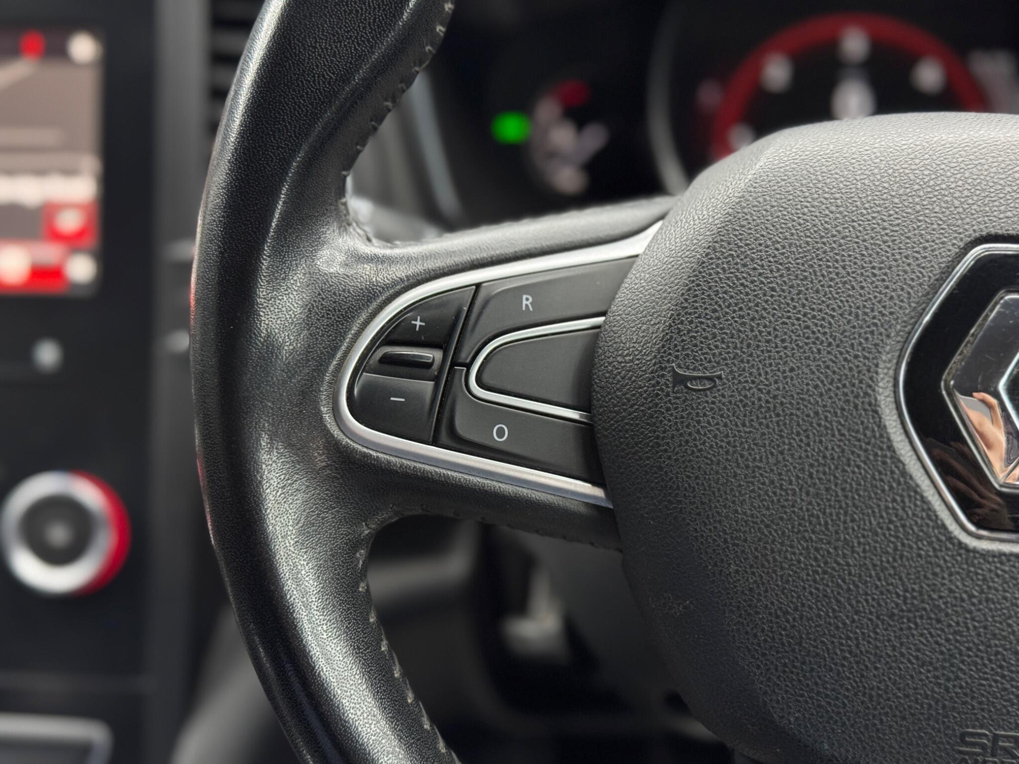 Renault Megane - Image 20