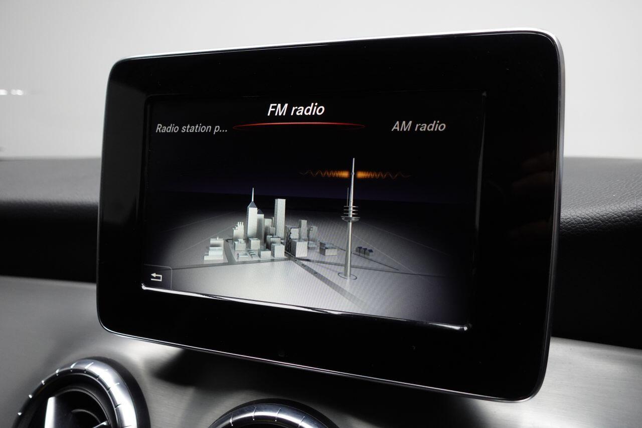 Mercedes-benz CLA - Image 3