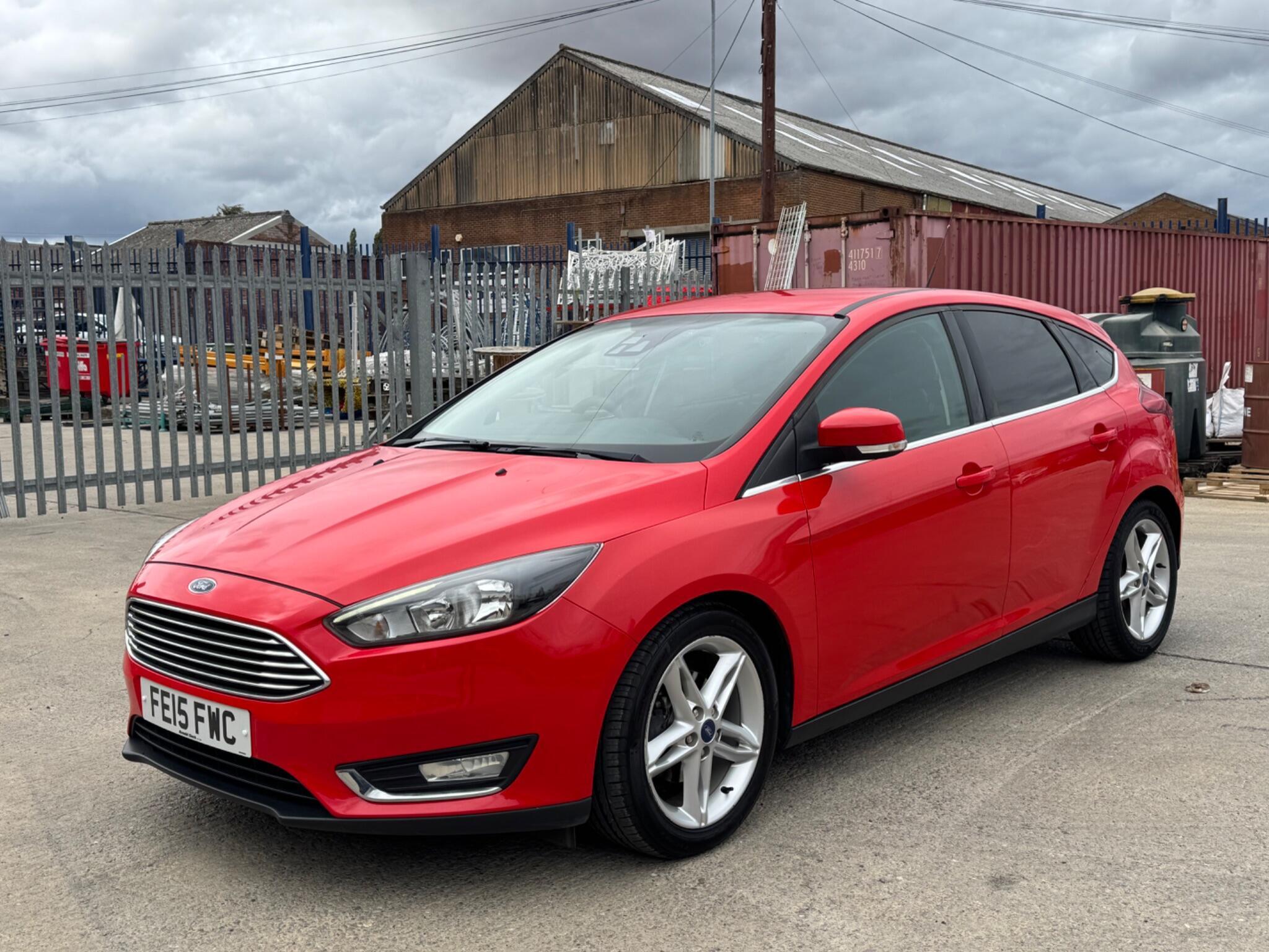 Ford Focus - Image 14