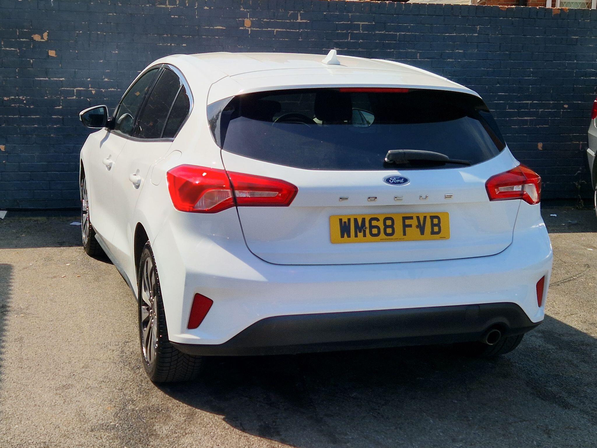 Ford Focus - Image 5