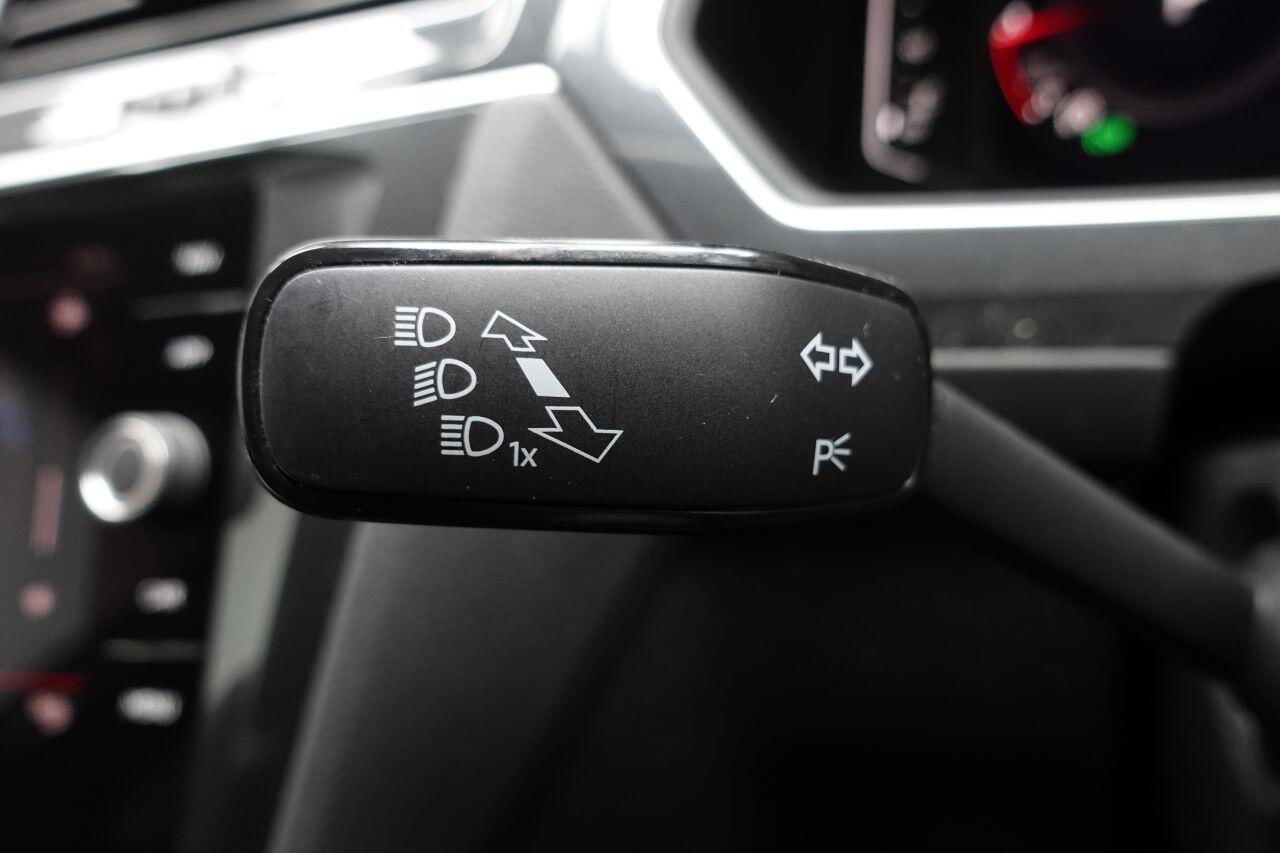 Volkswagen Tiguan - Image 38