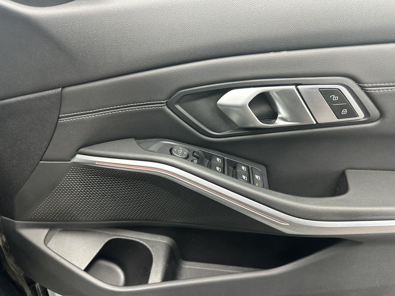 BMW 3 Series - Image 17