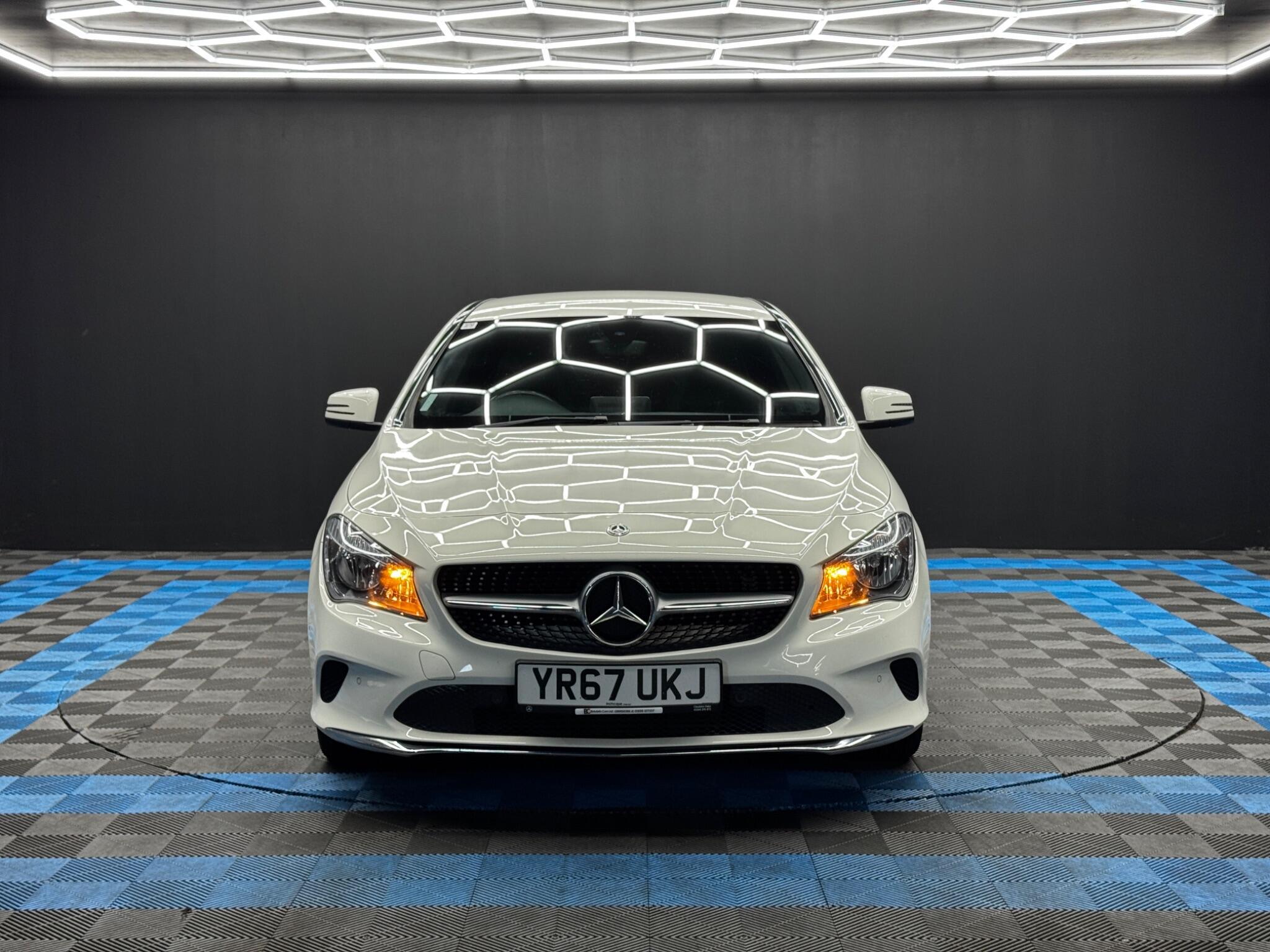 Mercedes CLA - Image 2