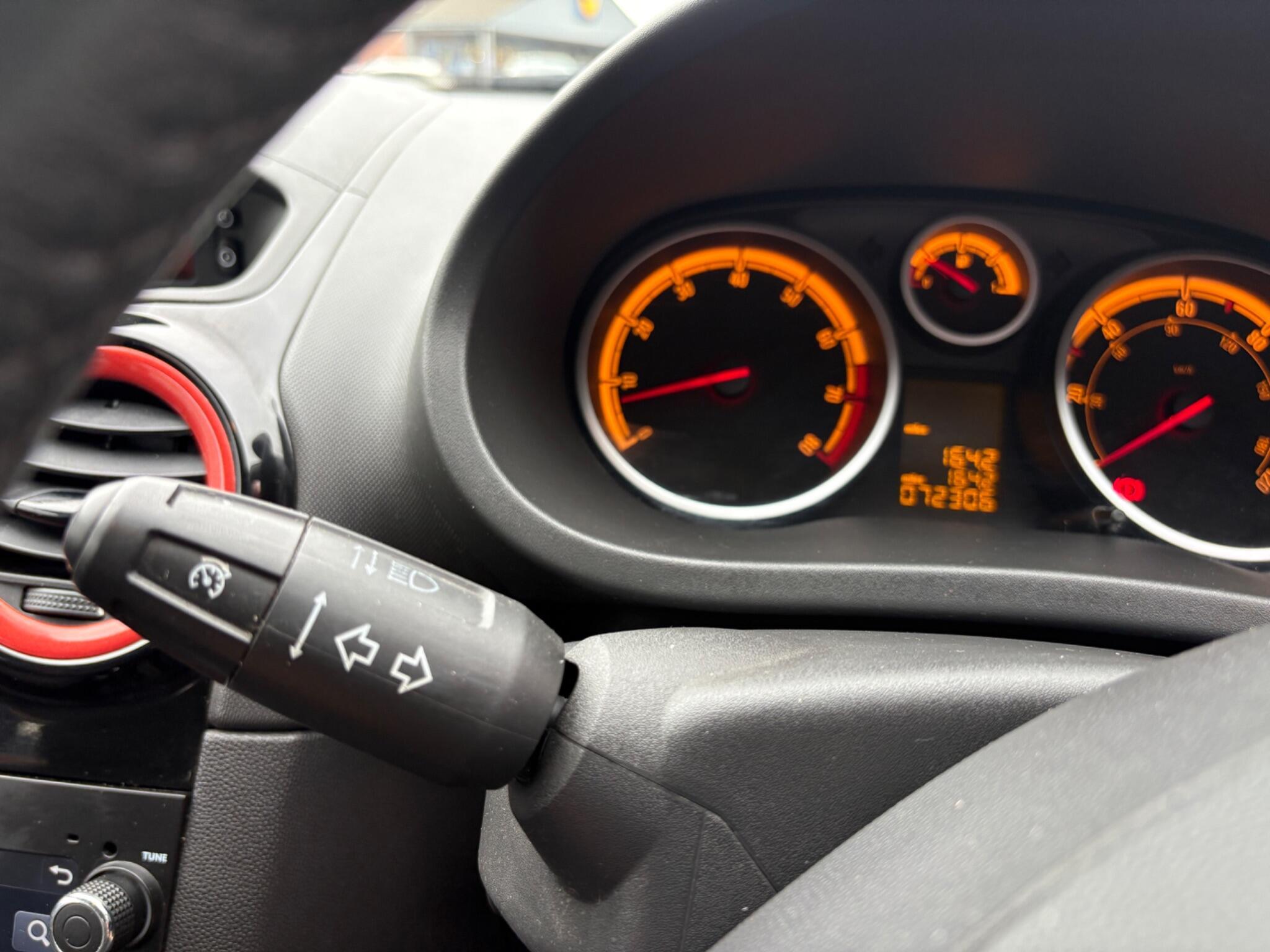 Vauxhall Corsa - Image 29