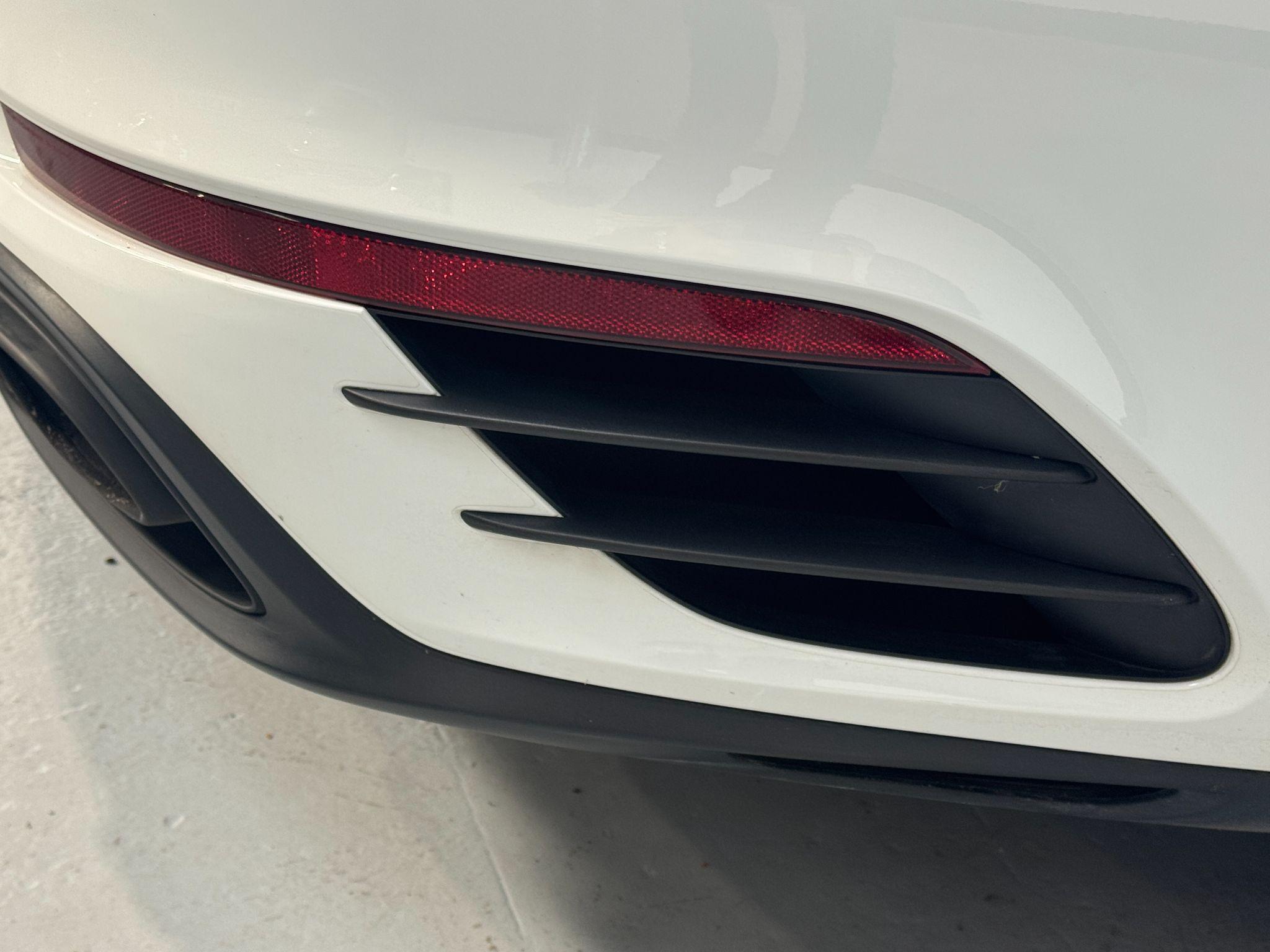 Porsche 911 - Image 66