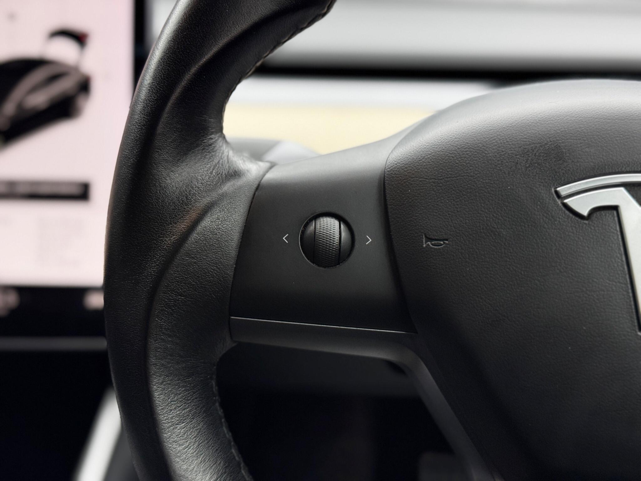 Tesla Model 3 - Image 20