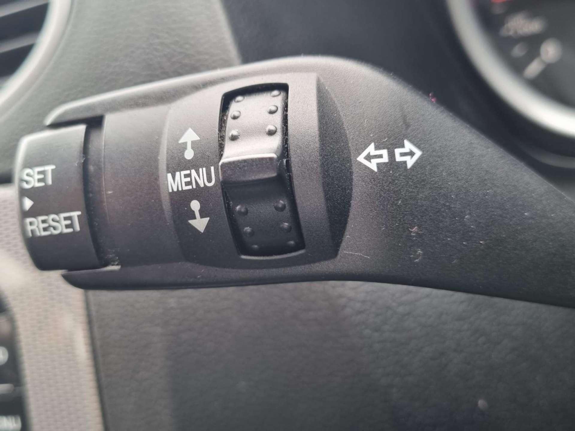 Ford Focus - Image 36