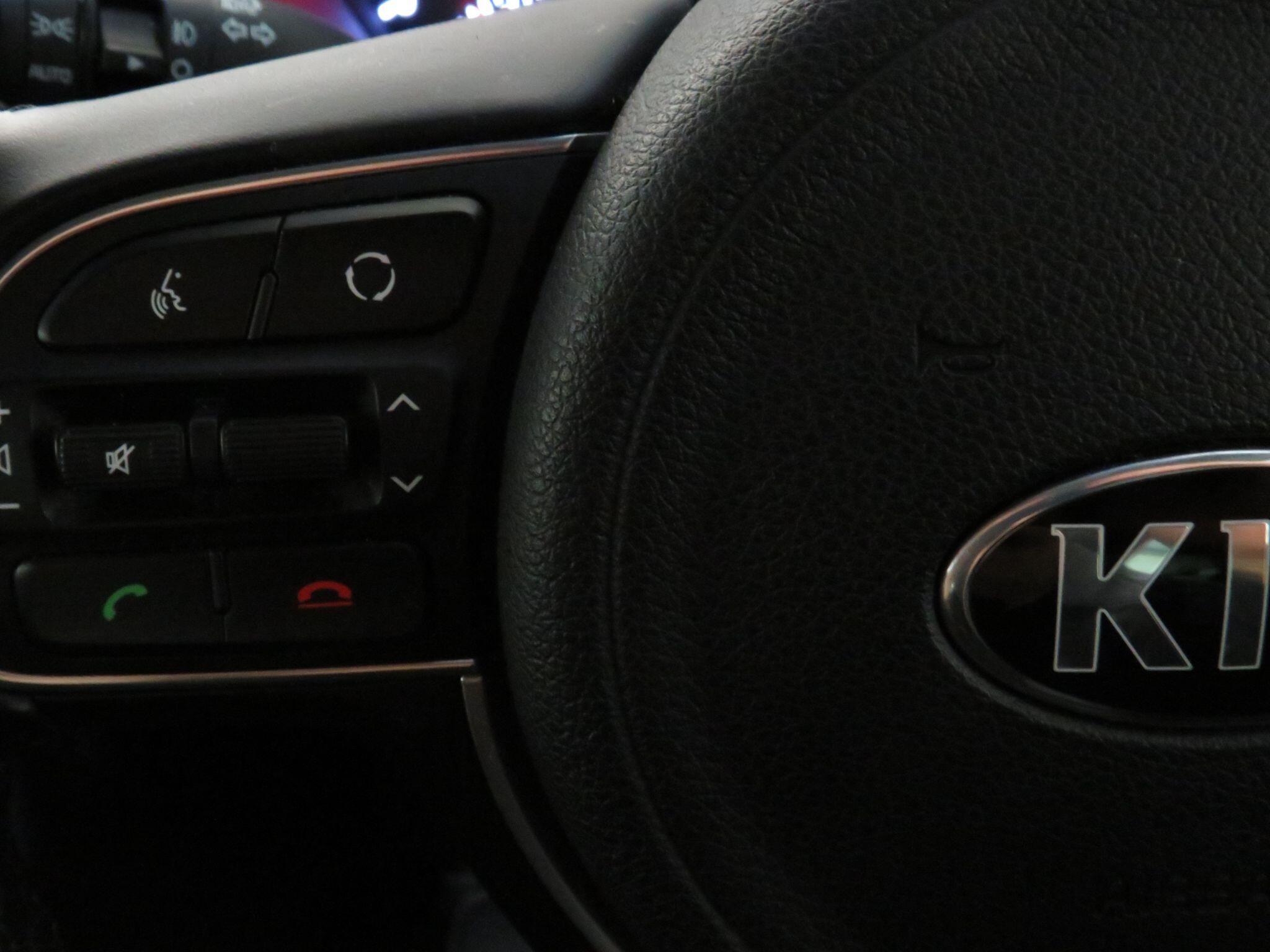 Kia Sportage - Image 17