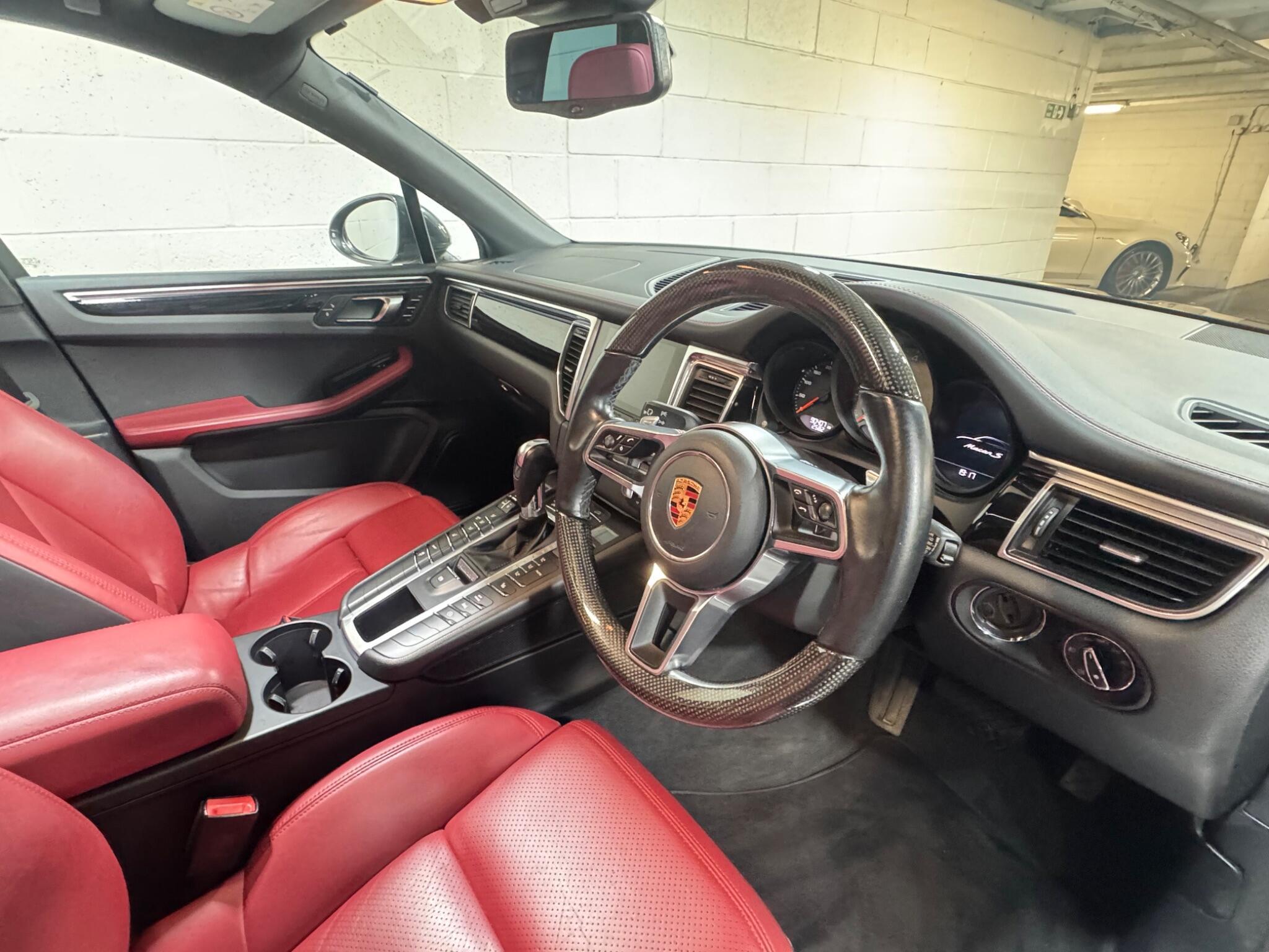 Porsche Macan - Image 8