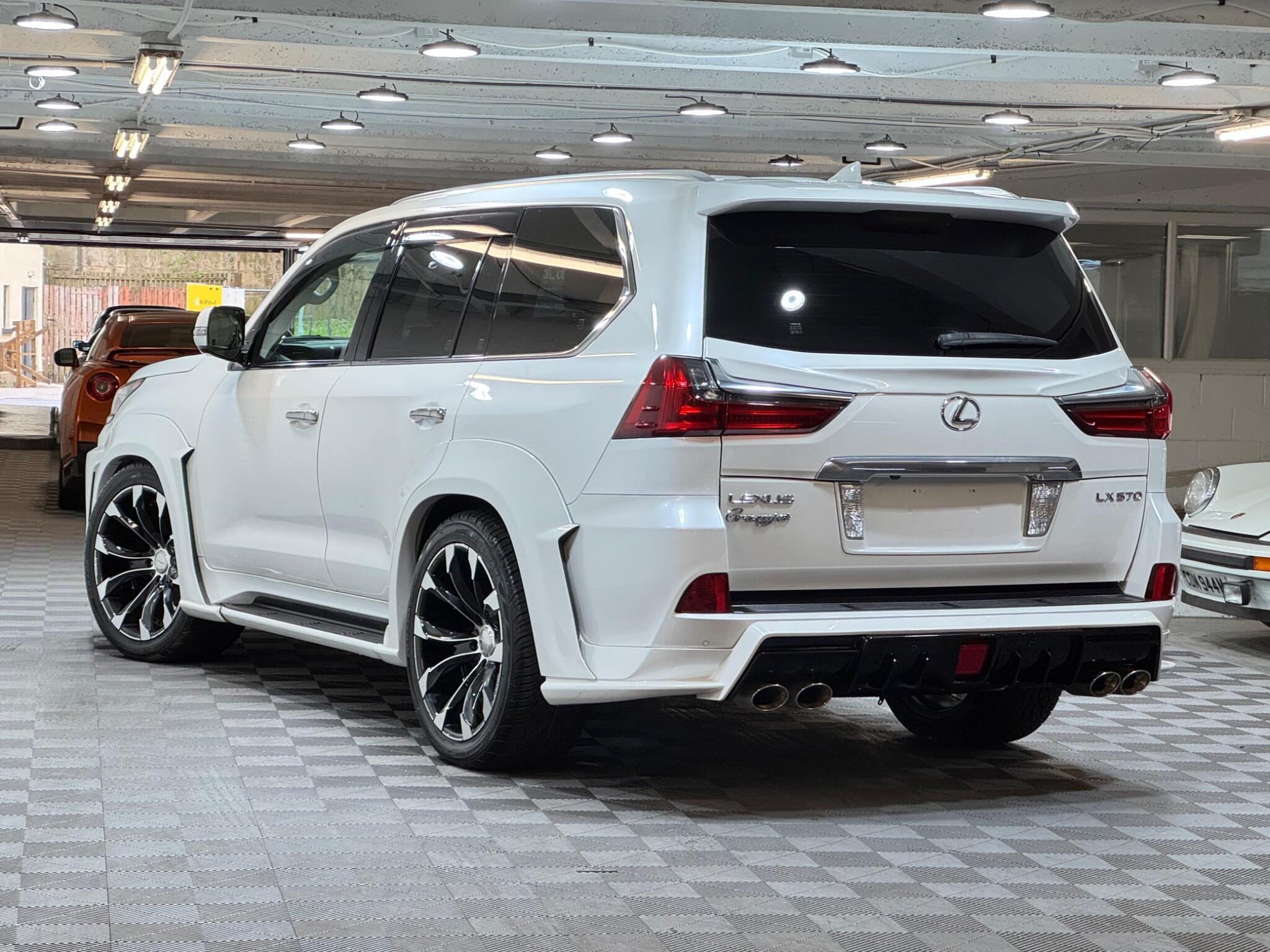 Lexus LX - Image 20