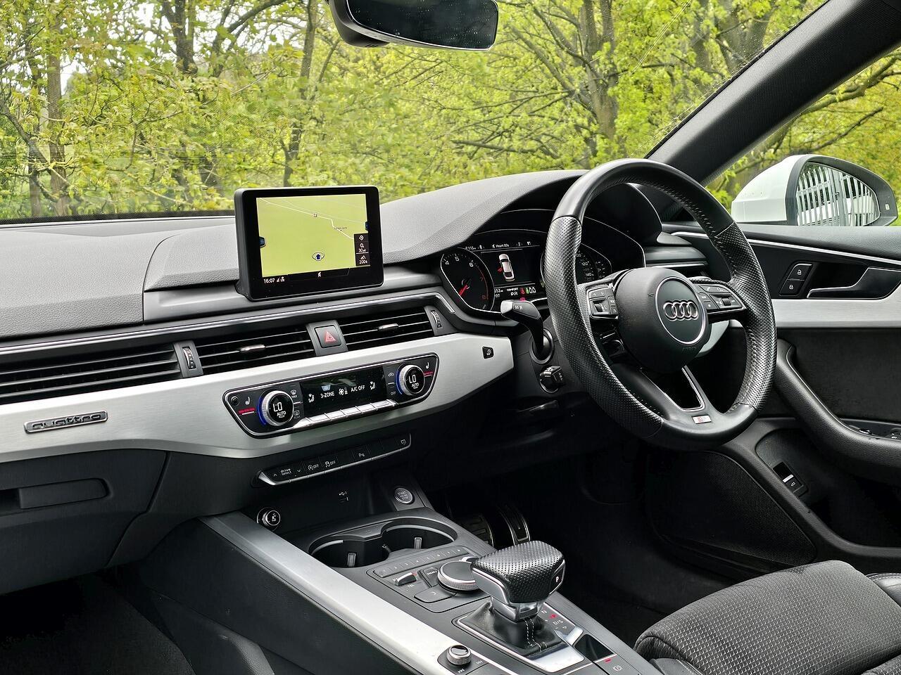 Audi A5 - Image 2