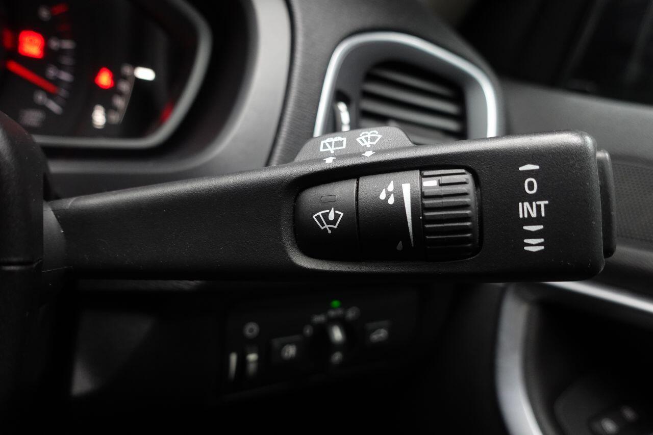 Volvo V40 CROSS COUNTRY - Image 35