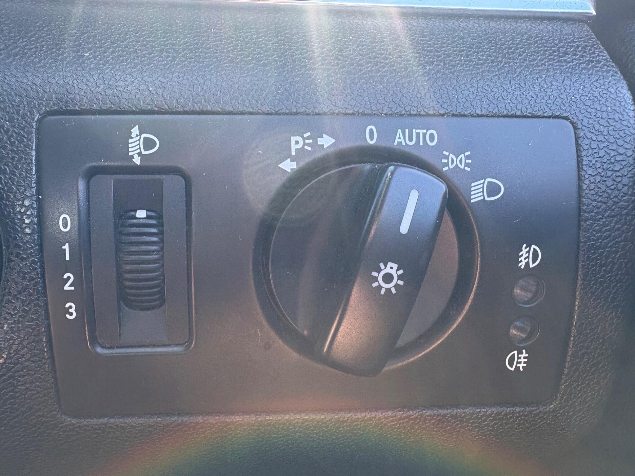 Mercedes B Class - Image 35