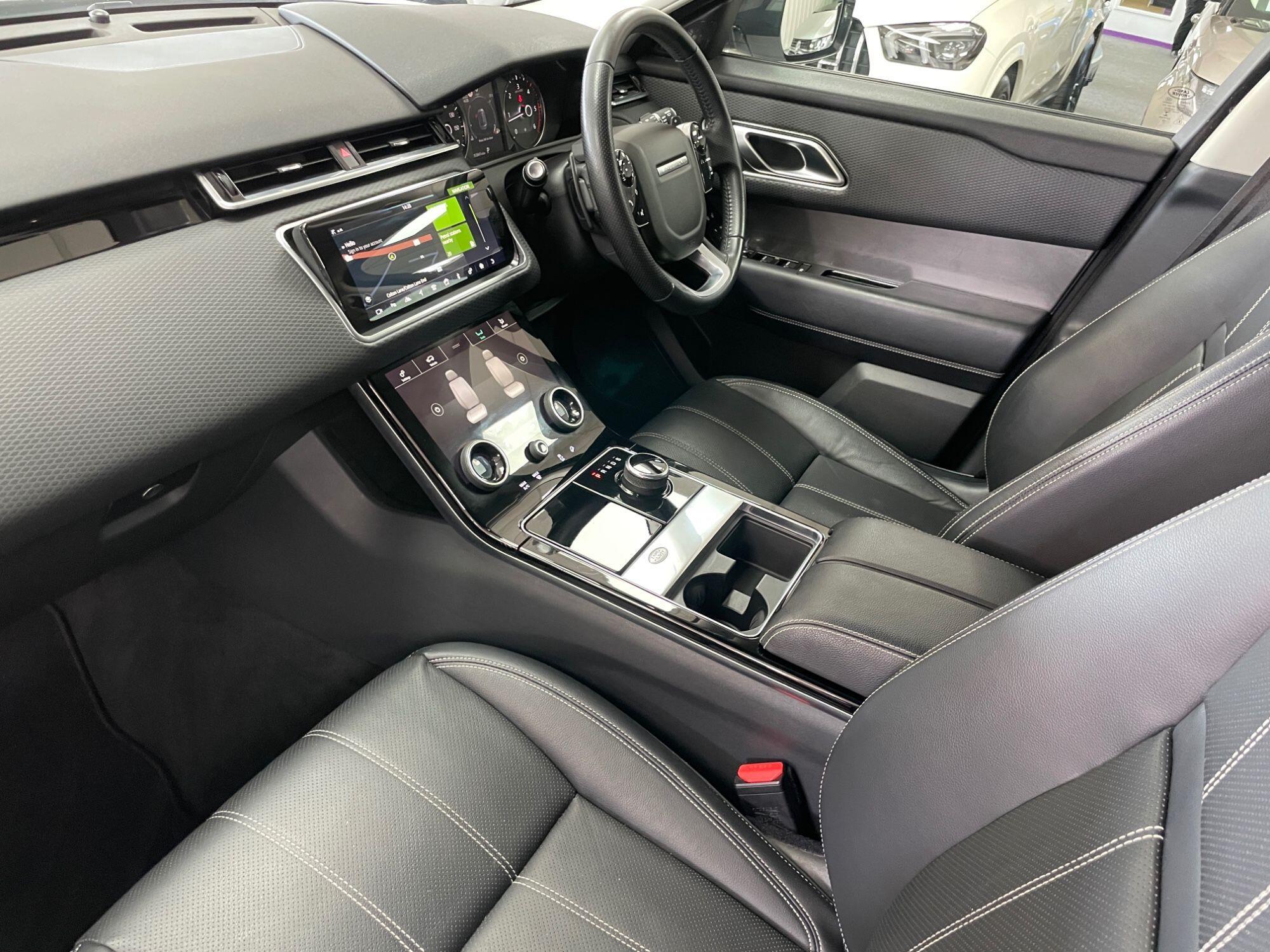 Land Rover Range Rover Velar - Image 34