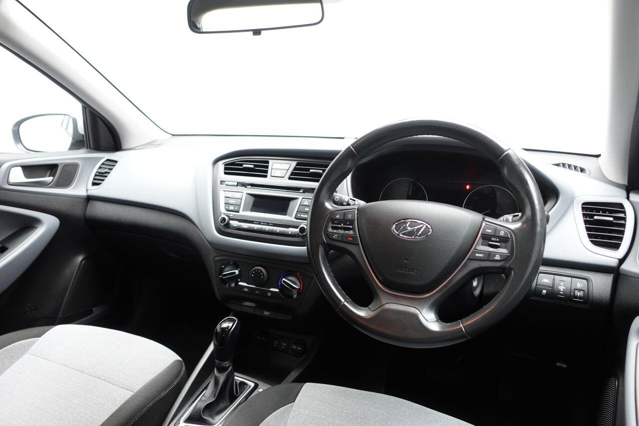 Hyundai i20 - Image 15