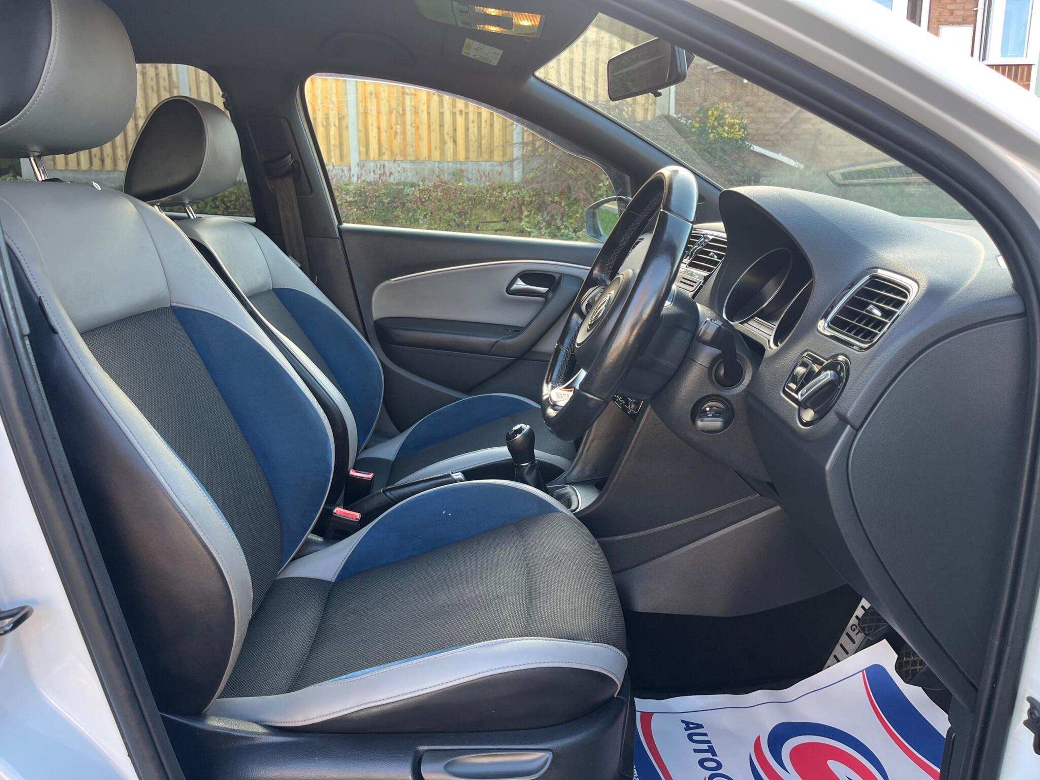 Volkswagen Polo - Image 31