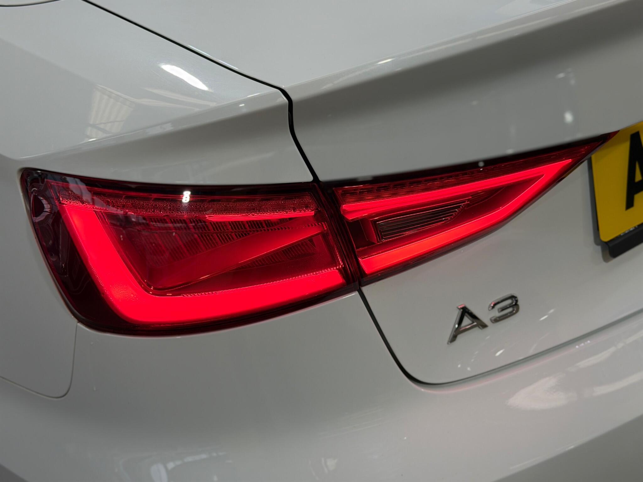 Audi A3 CABRIOLET - Image 36