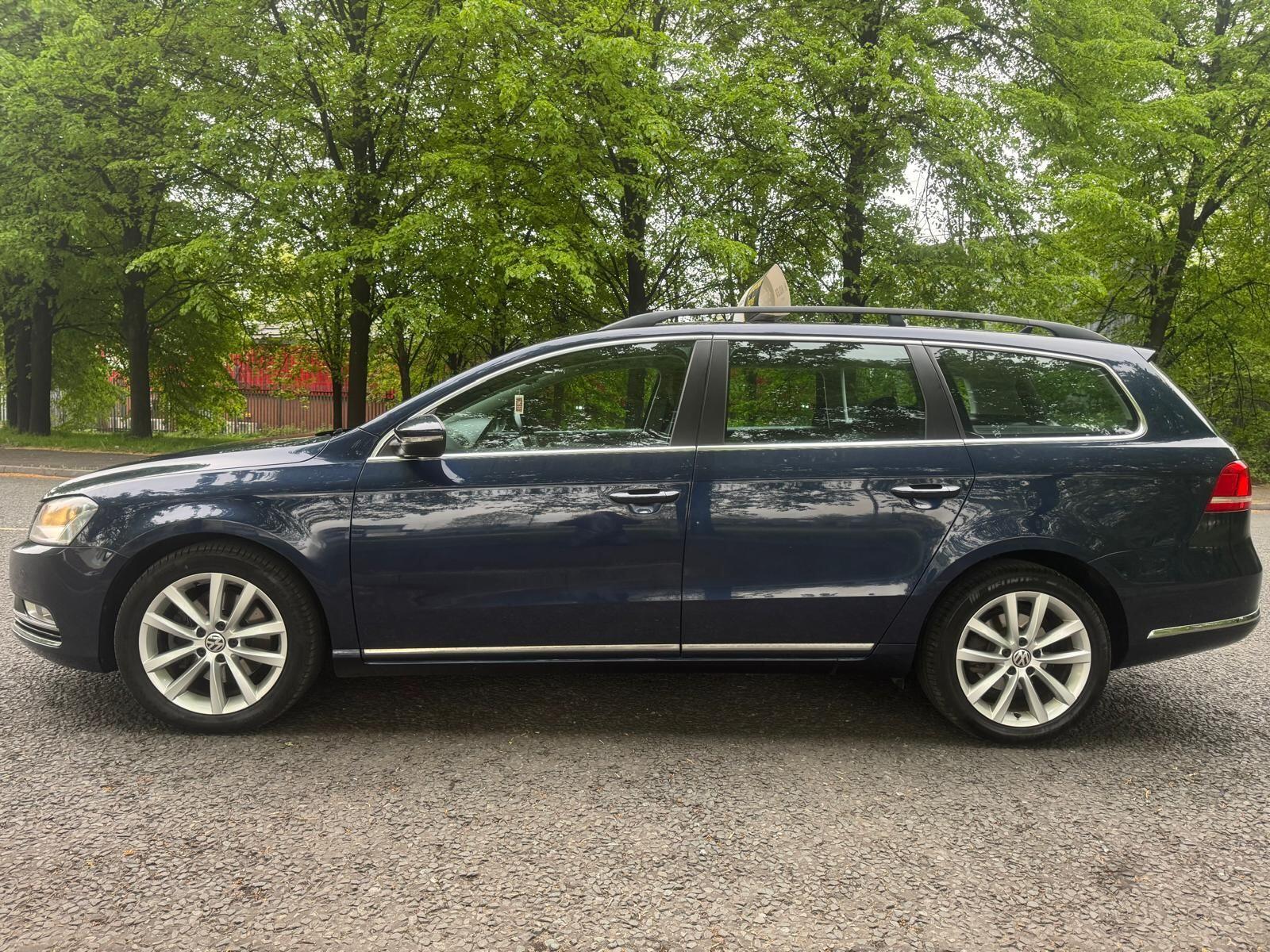Volkswagen Passat - Image 8