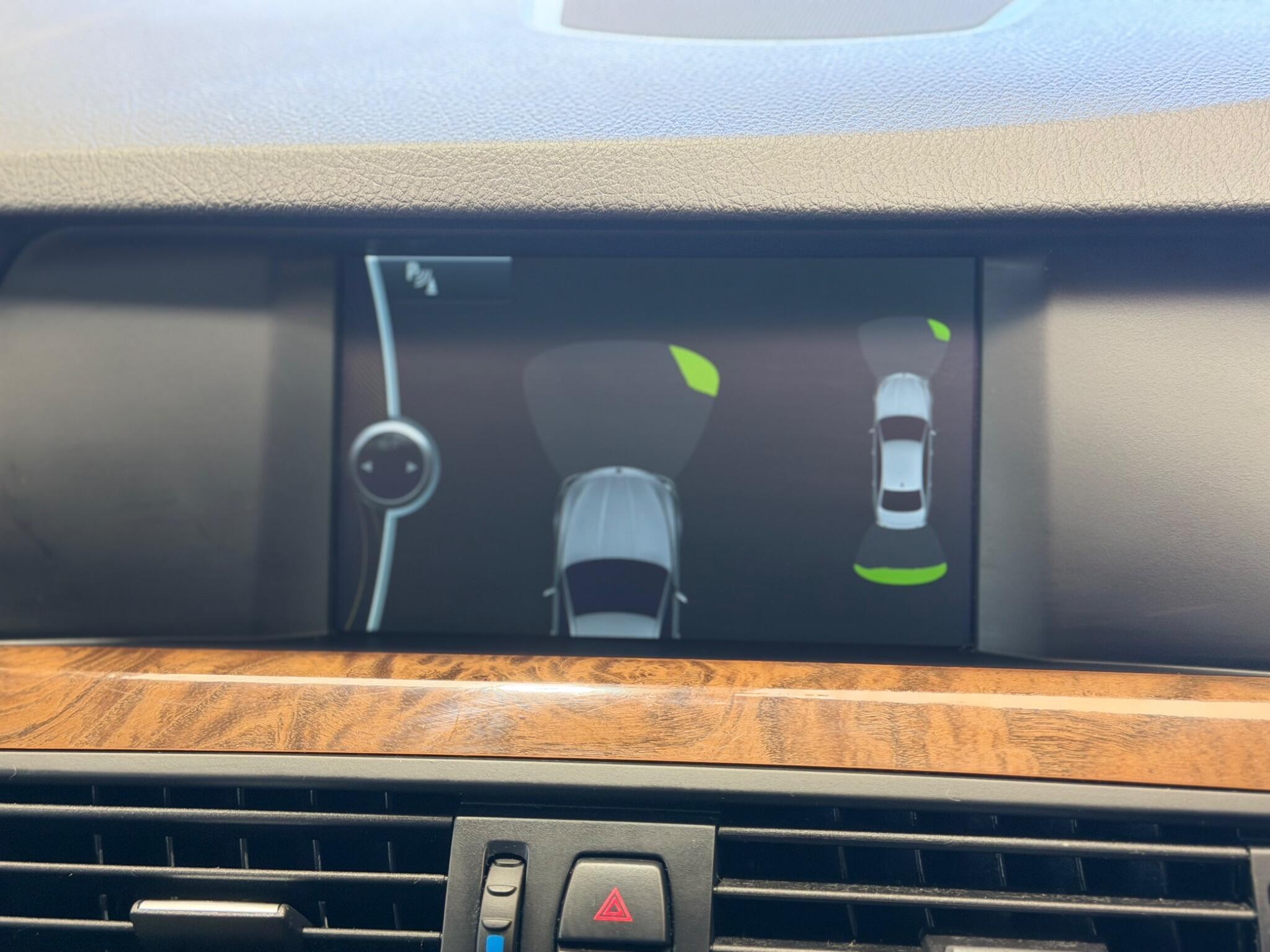 BMW 5 Series - Image 25