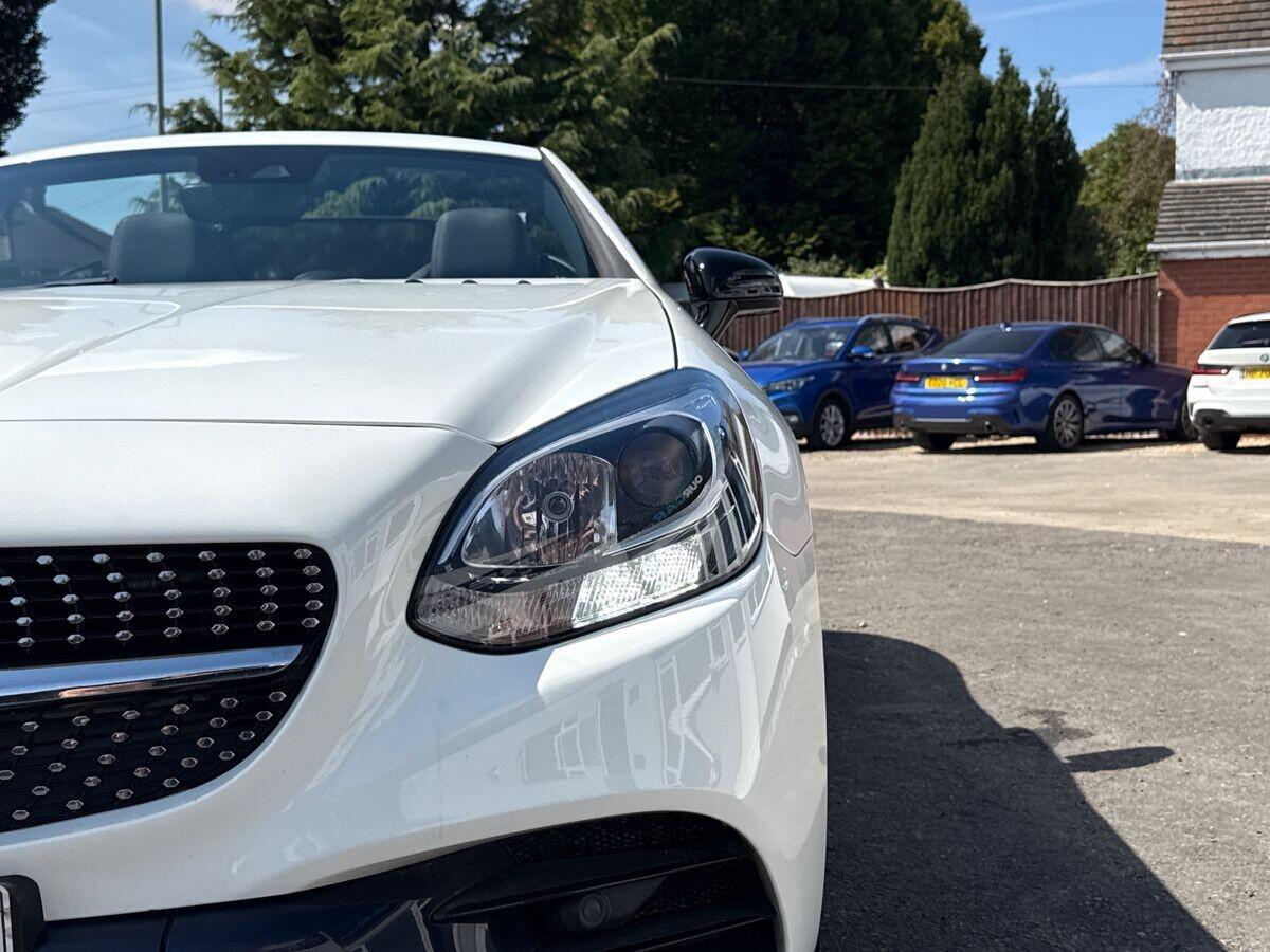 Mercedes SLC - Image 13