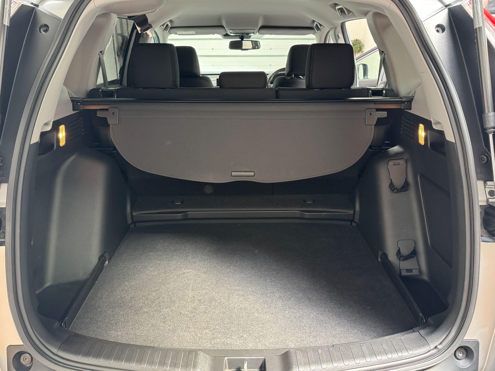 Honda CR-V - Image 71