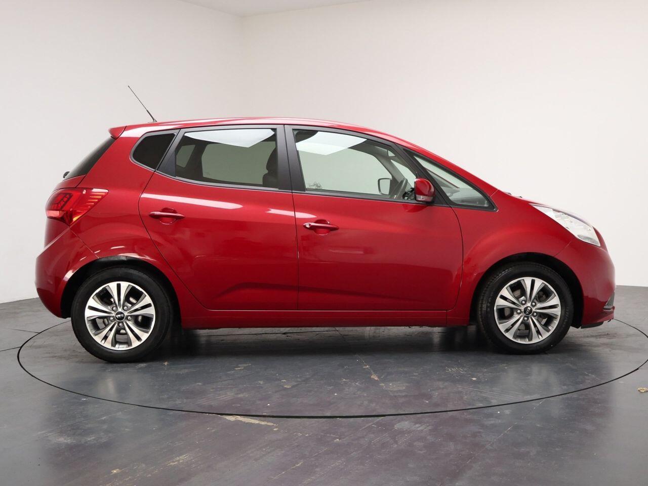 Kia Venga - Image 14