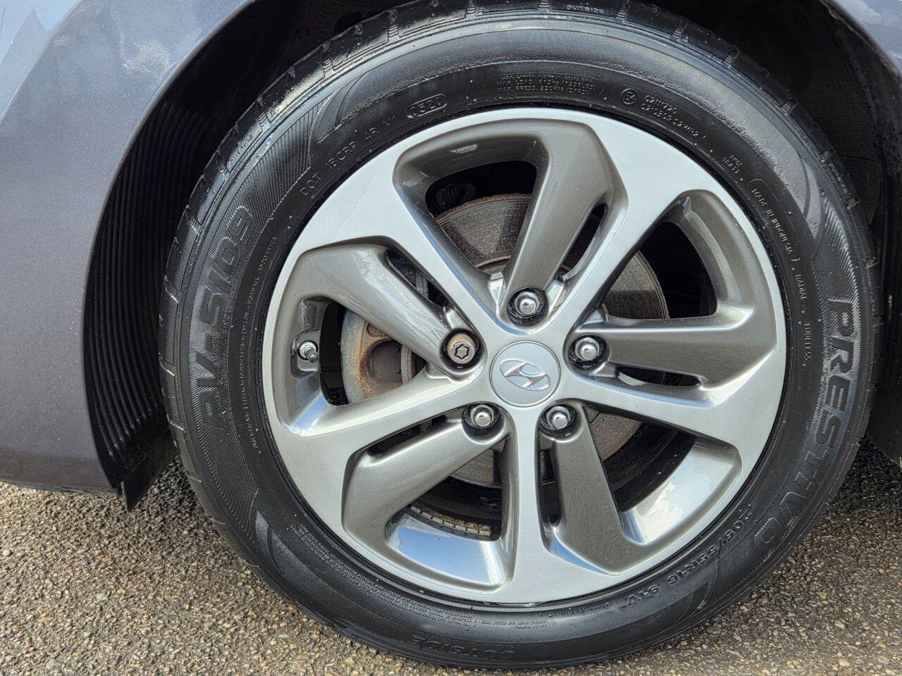 Hyundai i30 - Image 31