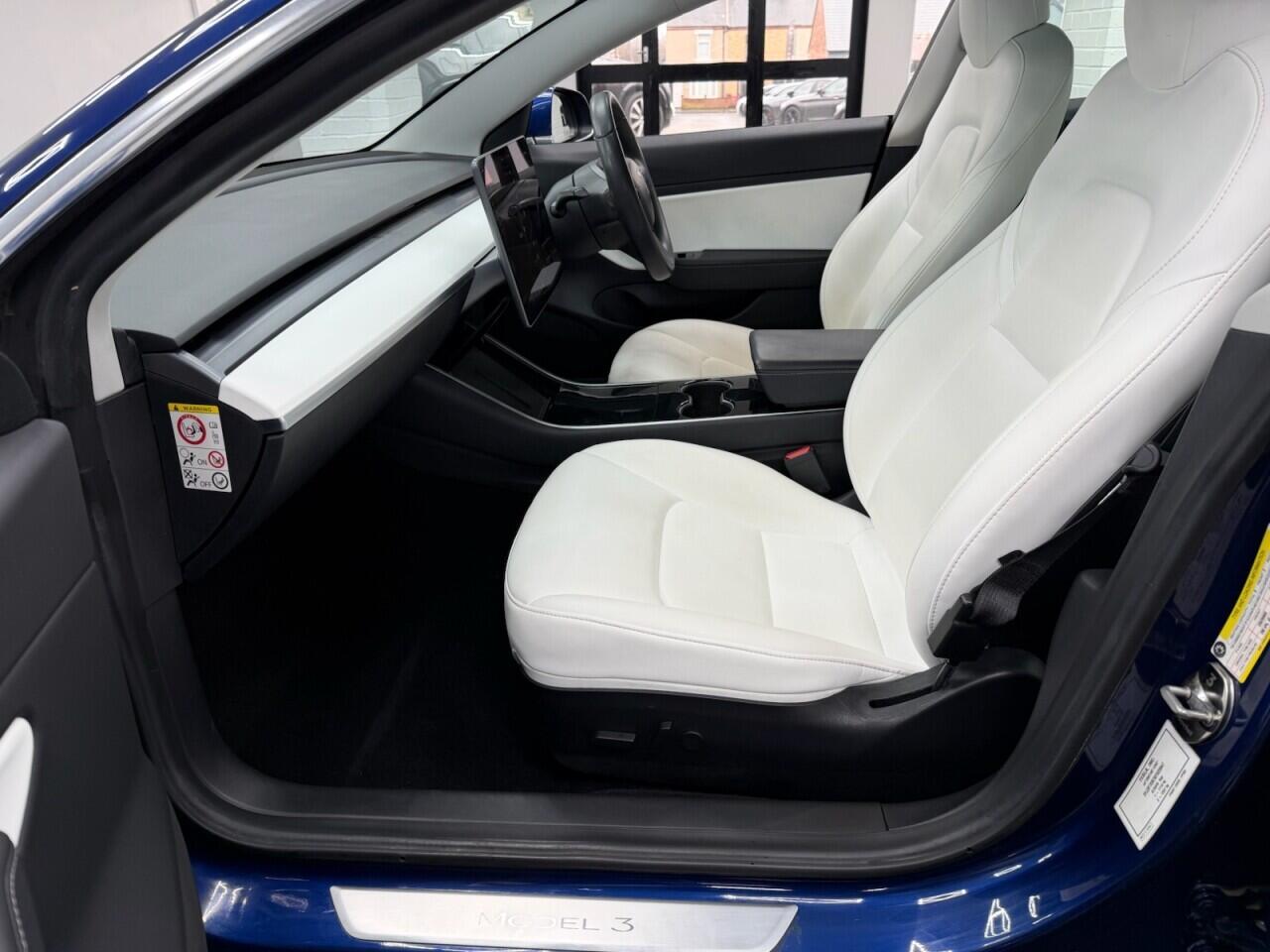 Tesla Model 3 - Image 39