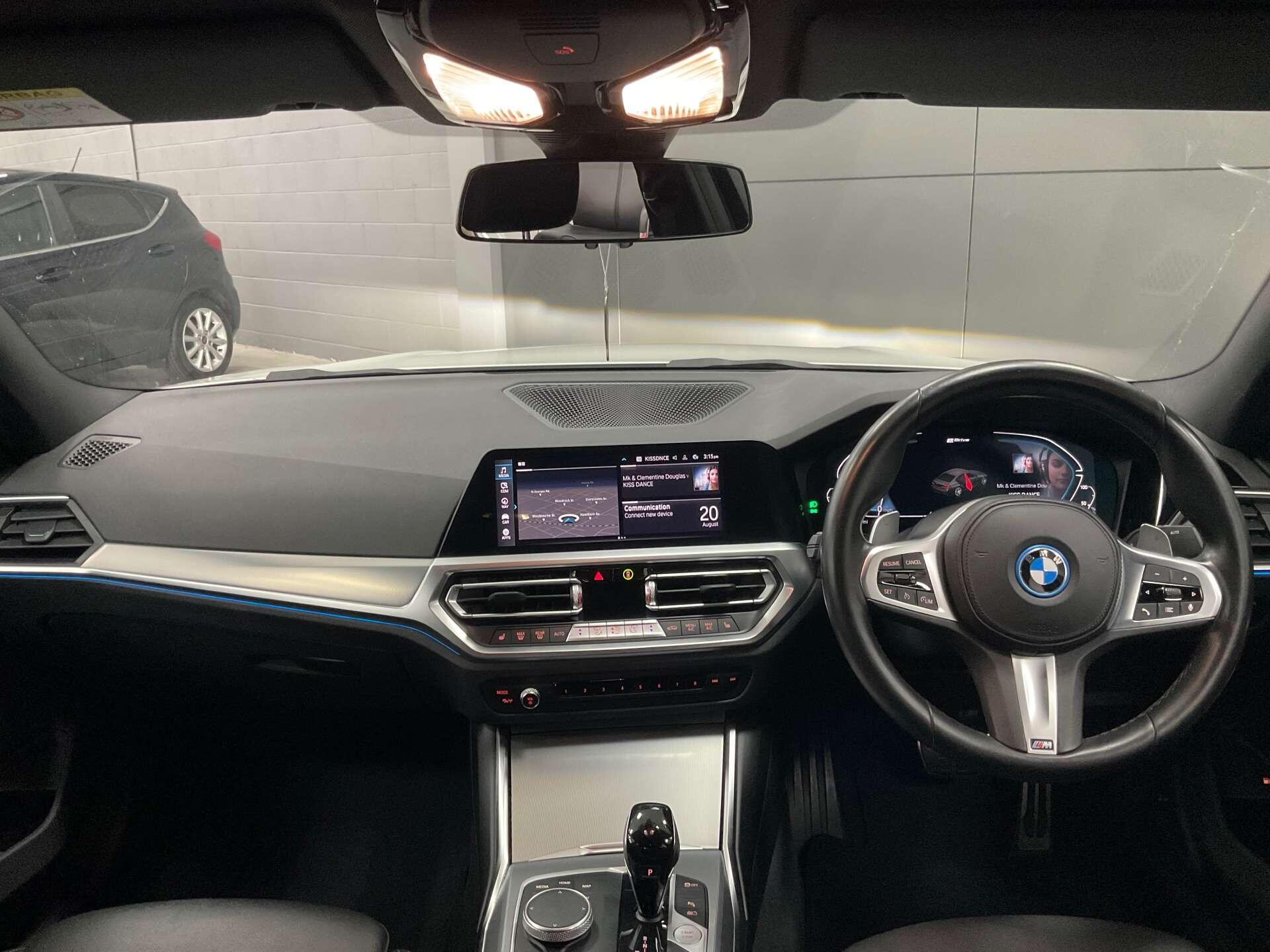 BMW 3 Series - Image 12
