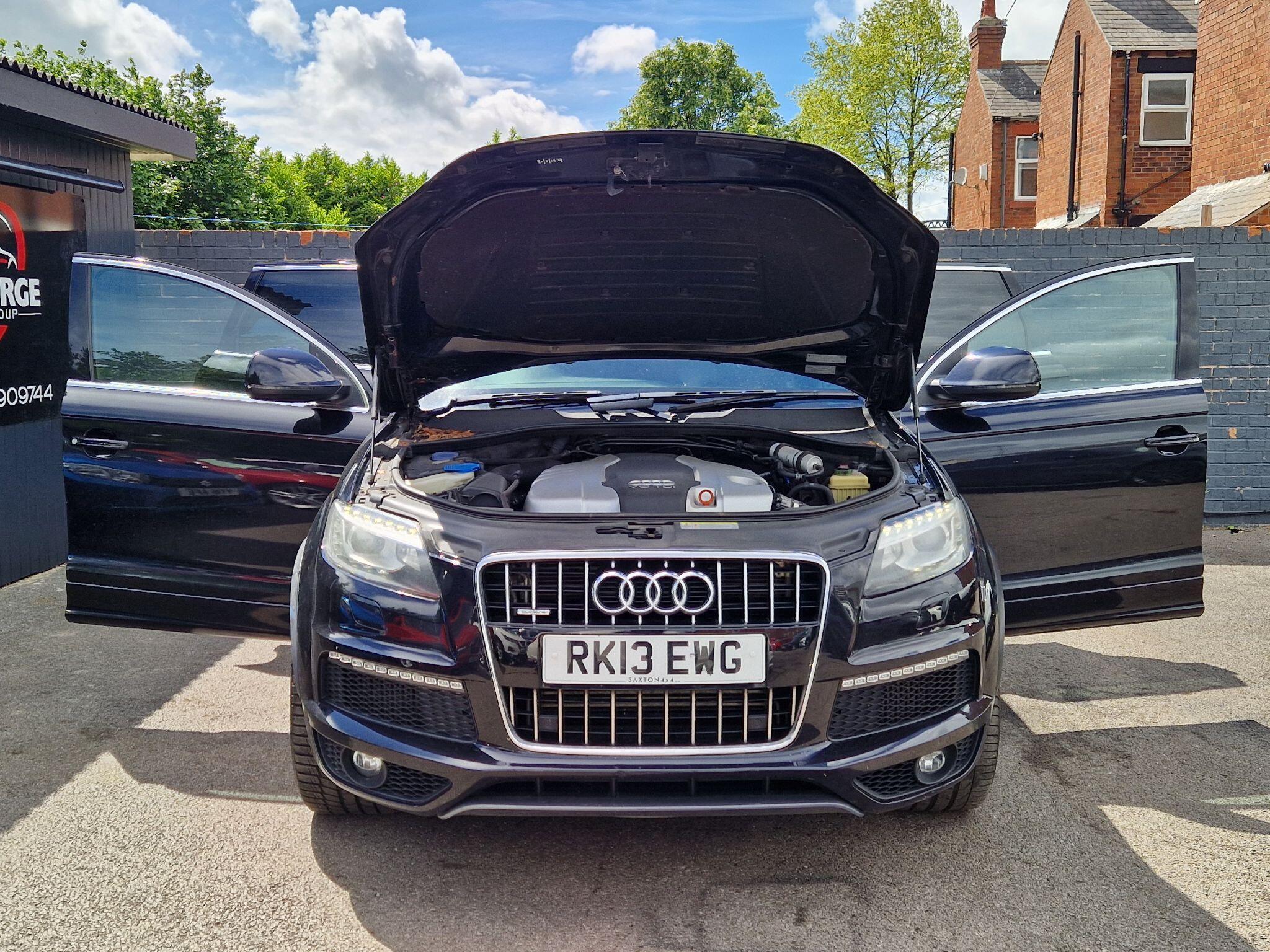 Audi Q7 - Image 13
