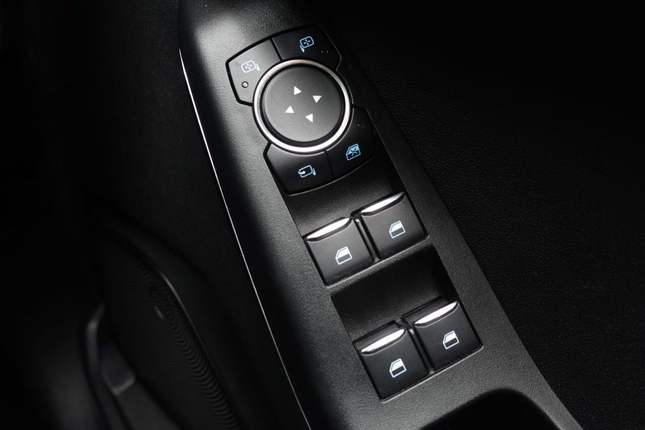 Ford Fiesta - Image 51