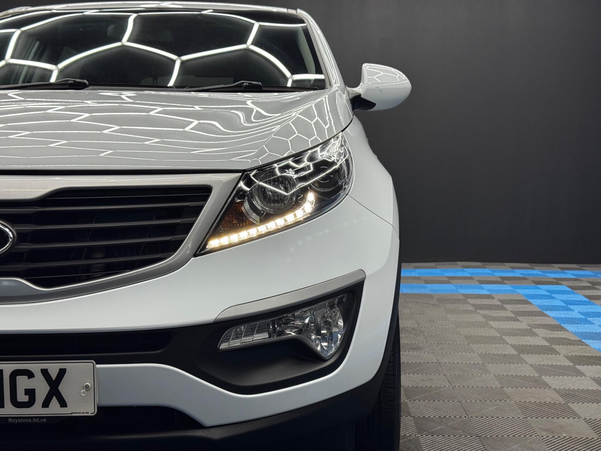 Kia Sportage - Image 38