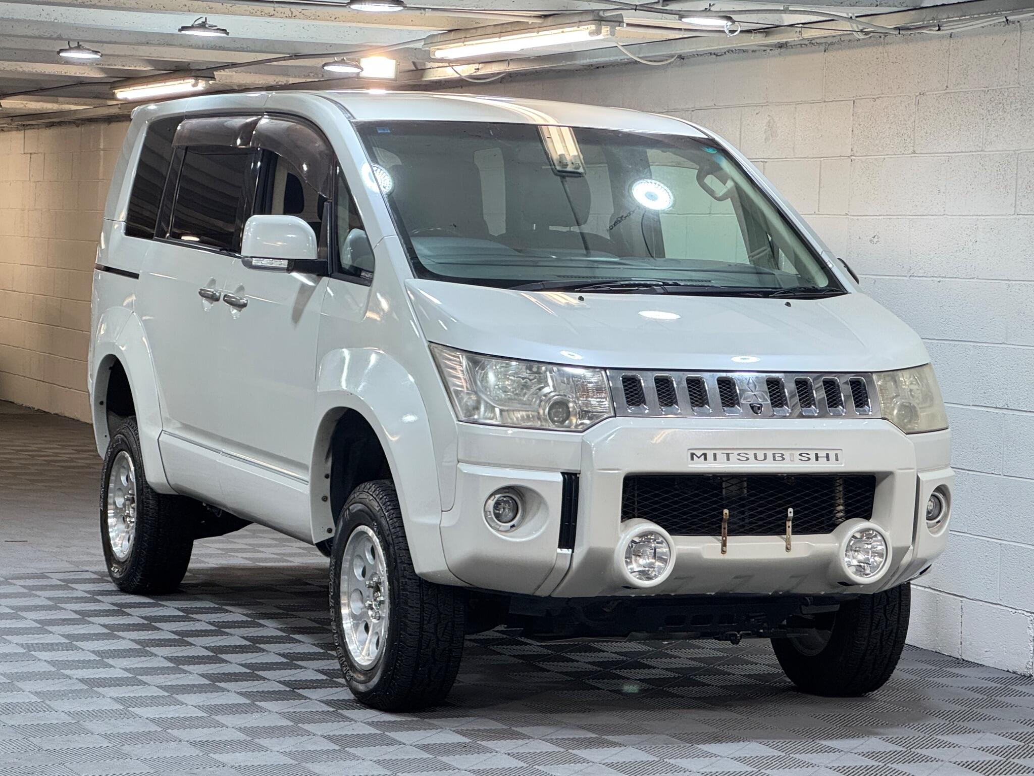 Mitsubishi Delica