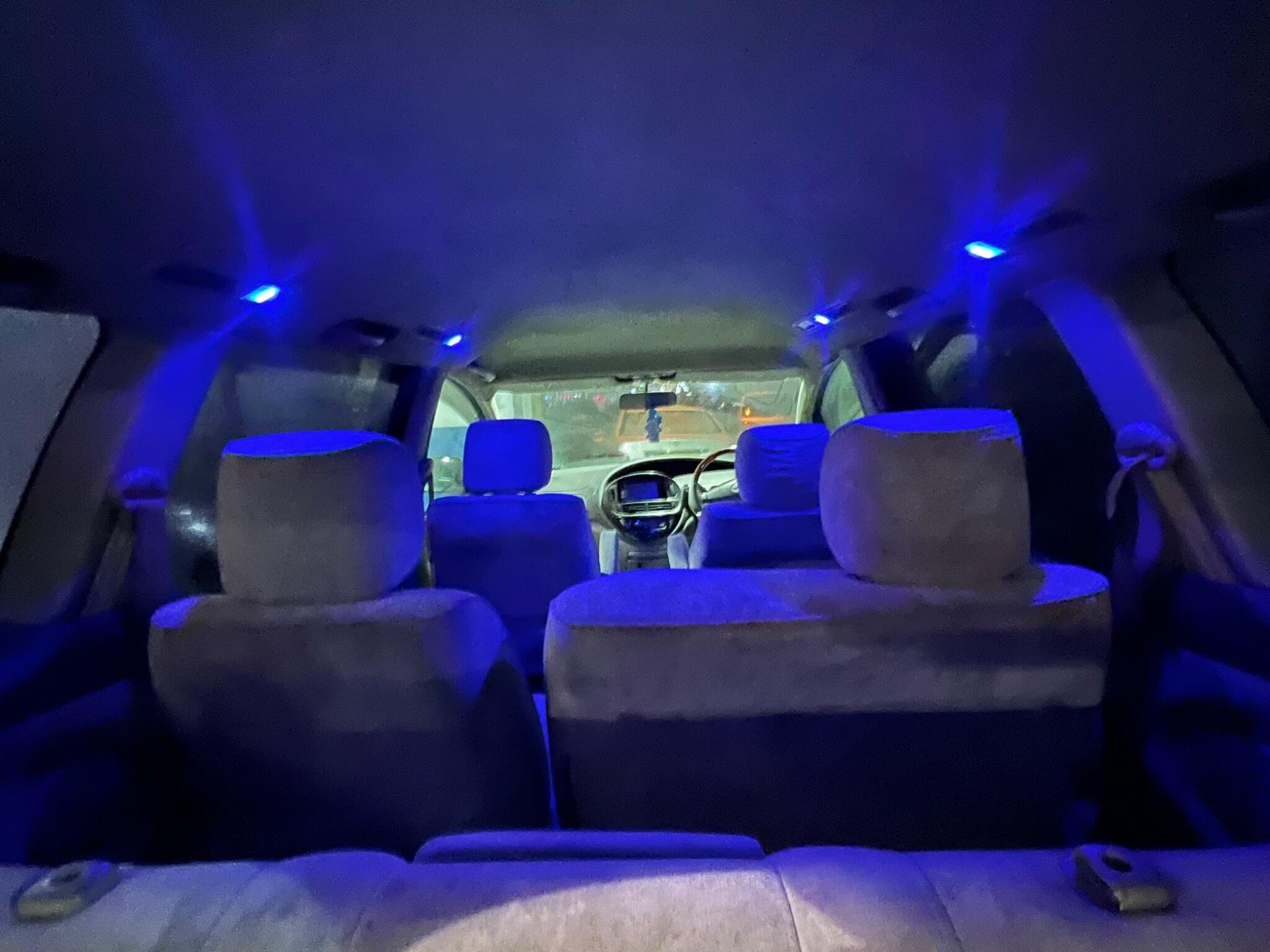 Toyota Estima - Image 20