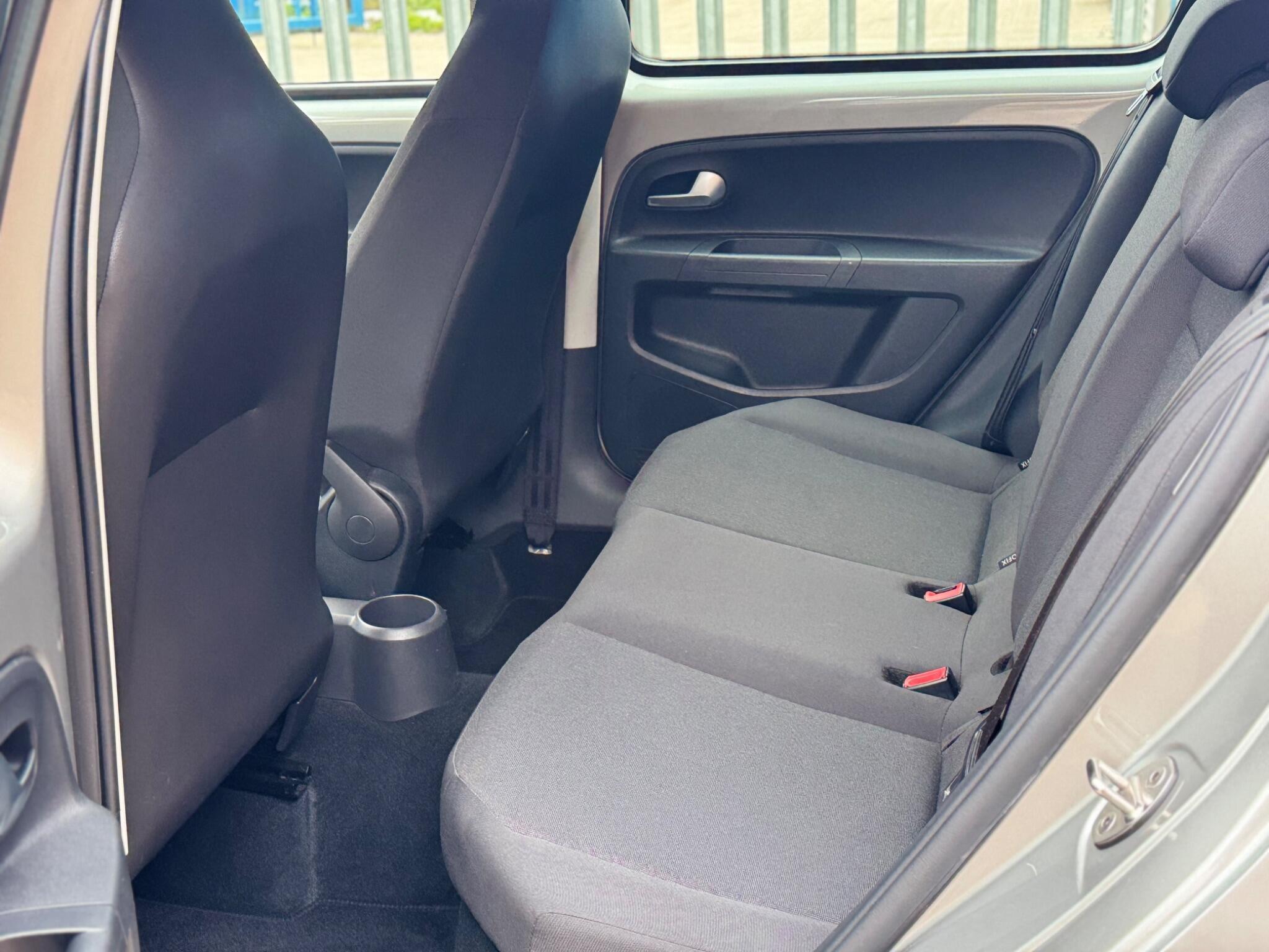 Volkswagen up! - Image 54