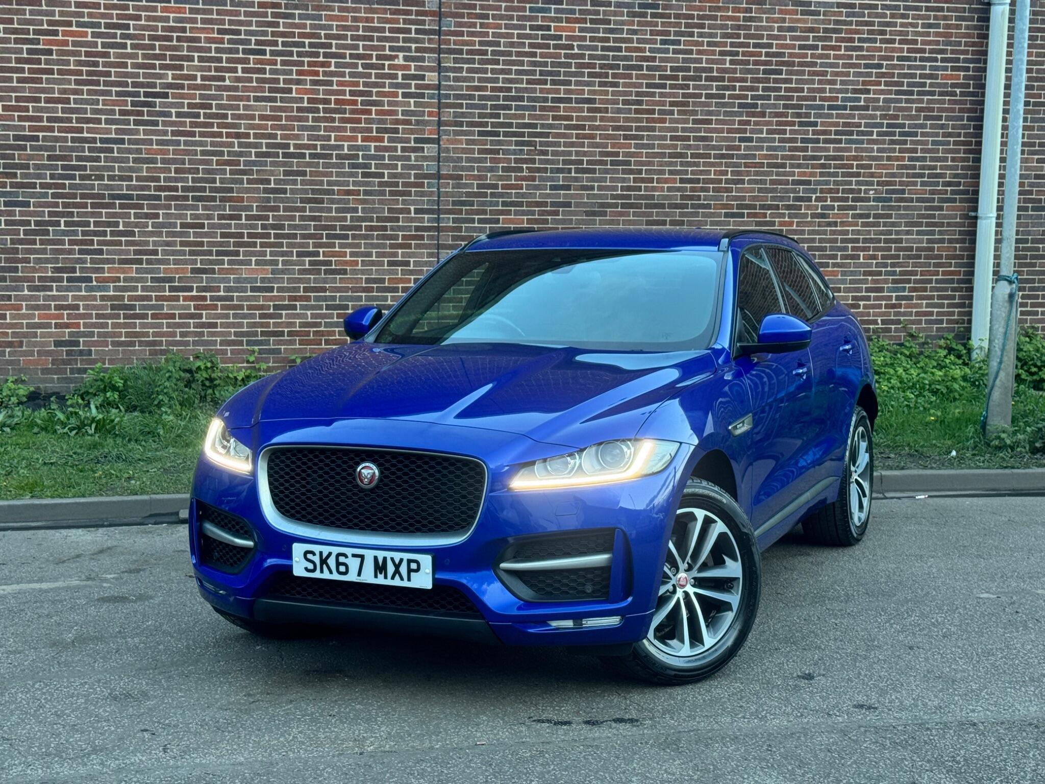 Jaguar F-Pace - Image 16