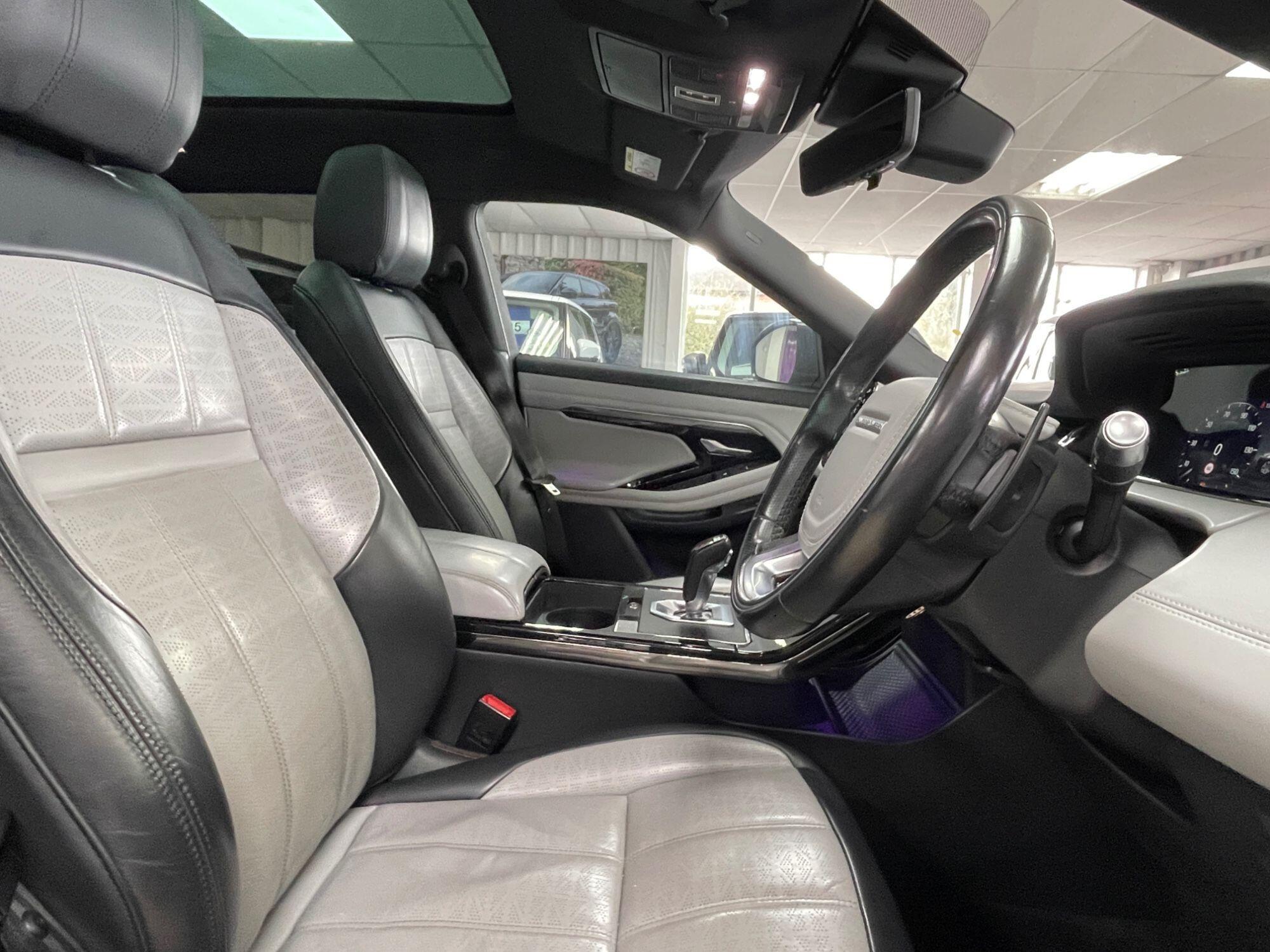 Land Rover Range Rover Evoque - Image 25